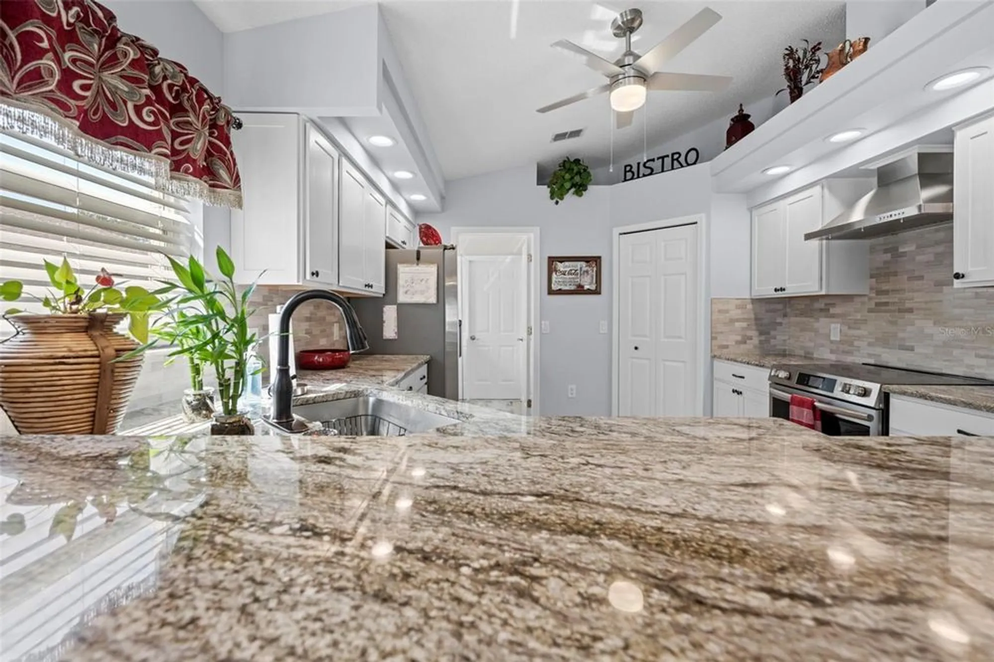 Property Slideshow image 24 of 61 | 412 mistwood ct, Spring Hill, FL, 34609