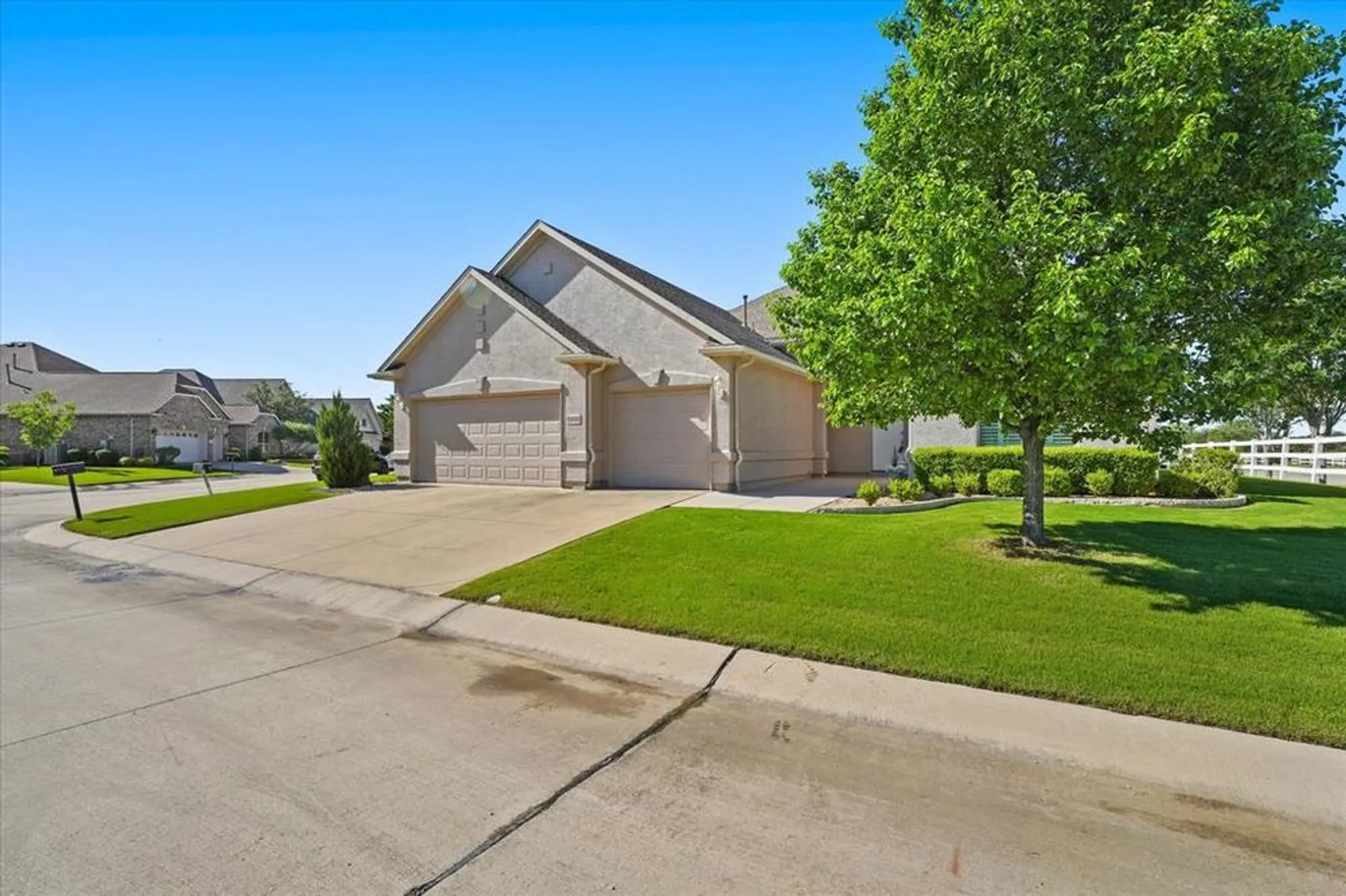 Property Slideshow image 4 of 40 | 8800 freeport dr, Denton, TX, 76207