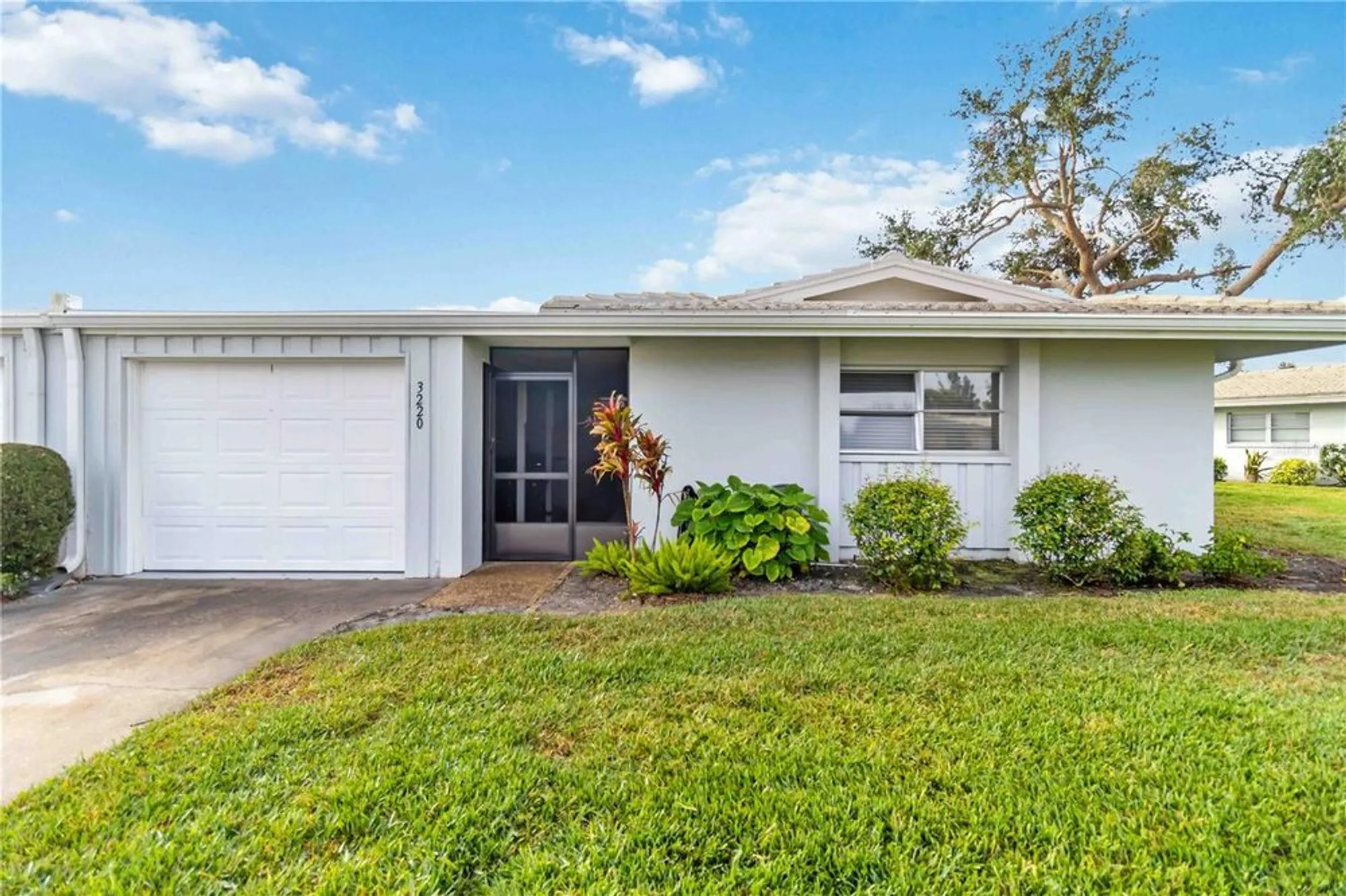 Property Slideshow image 51 of 66 | 3220 southfield ln 810, Sarasota, FL, 34239