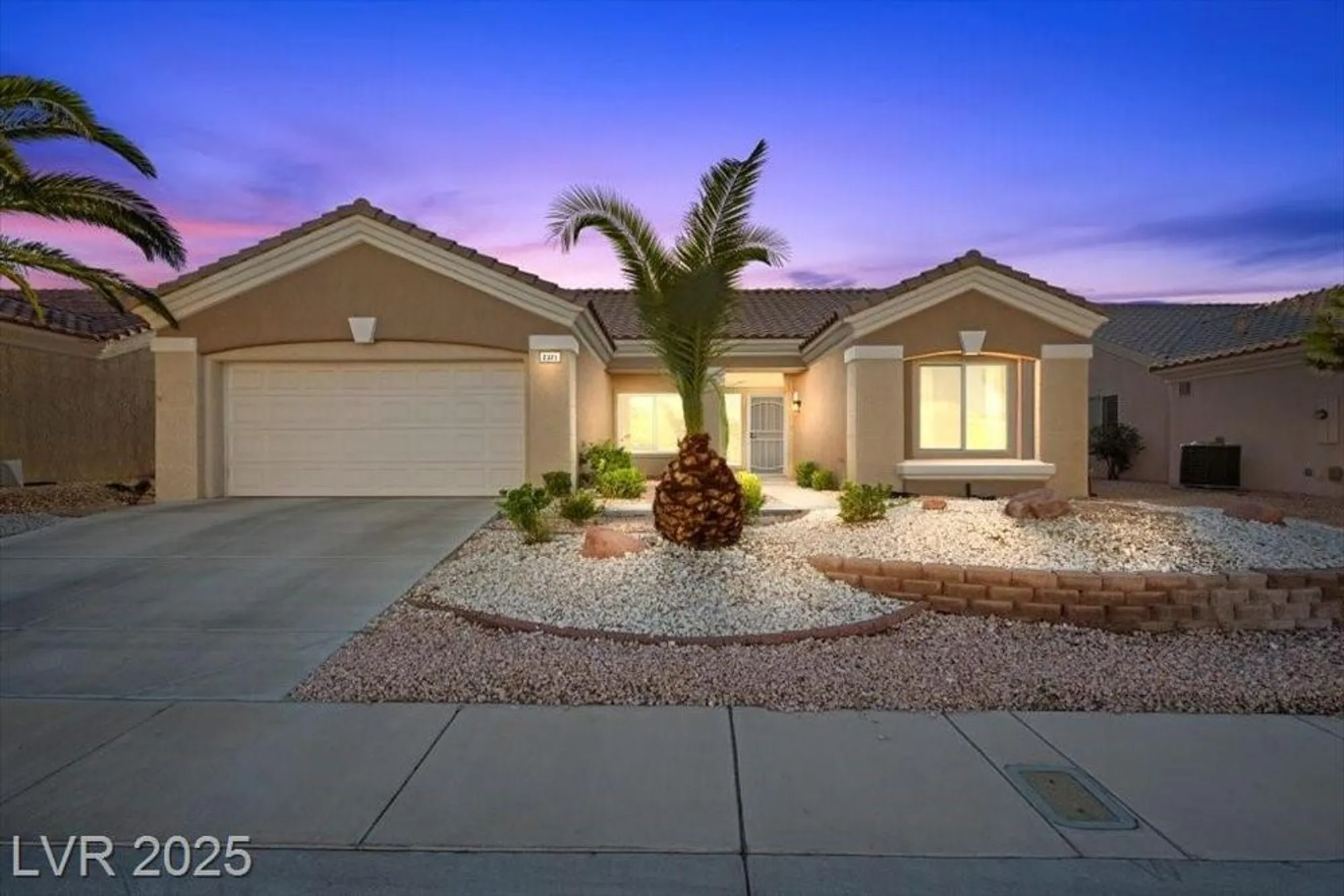Property Slideshow image 7 of 35 | 2321 hot oak ridge st, Las Vegas, NV, 89134