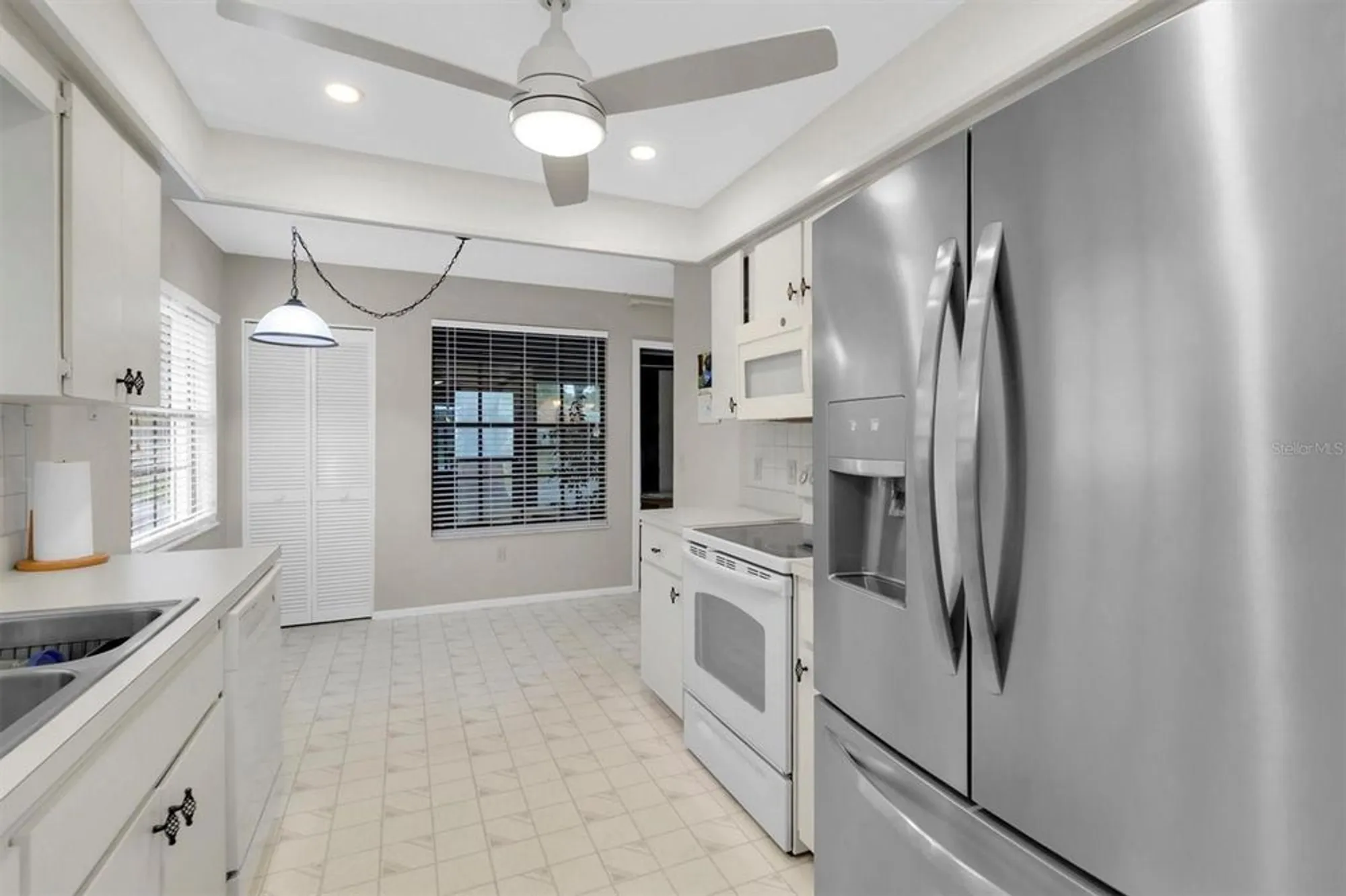 Property Slideshow image 9 of 54 | 9444 rockbridge cir, New Port Richey, FL, 34655