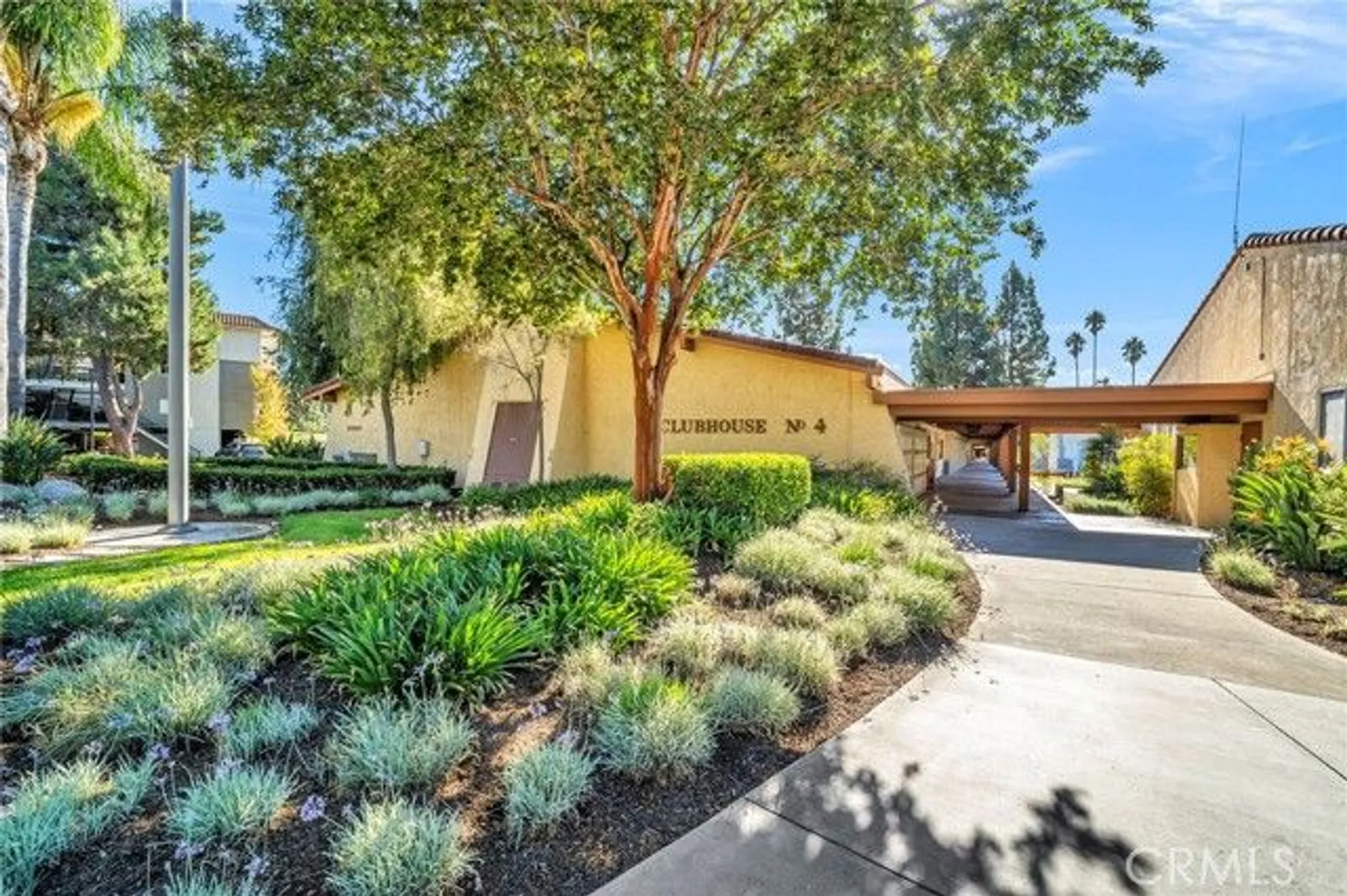 Property Slideshow image 19 of 20 | 2197 via mariposa e unit e b, Laguna Woods, CA, 92637