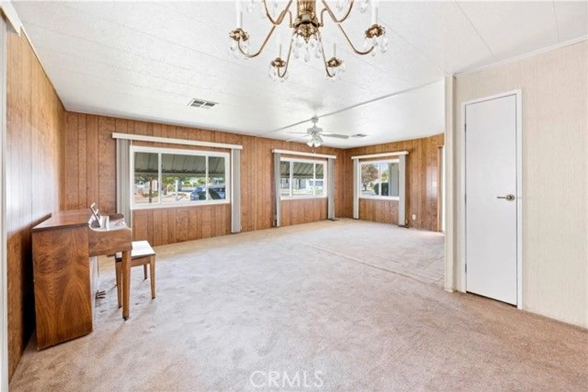 Property Slideshow image 11 of 54 | 1272 brentwood way, Hemet, CA, 92545