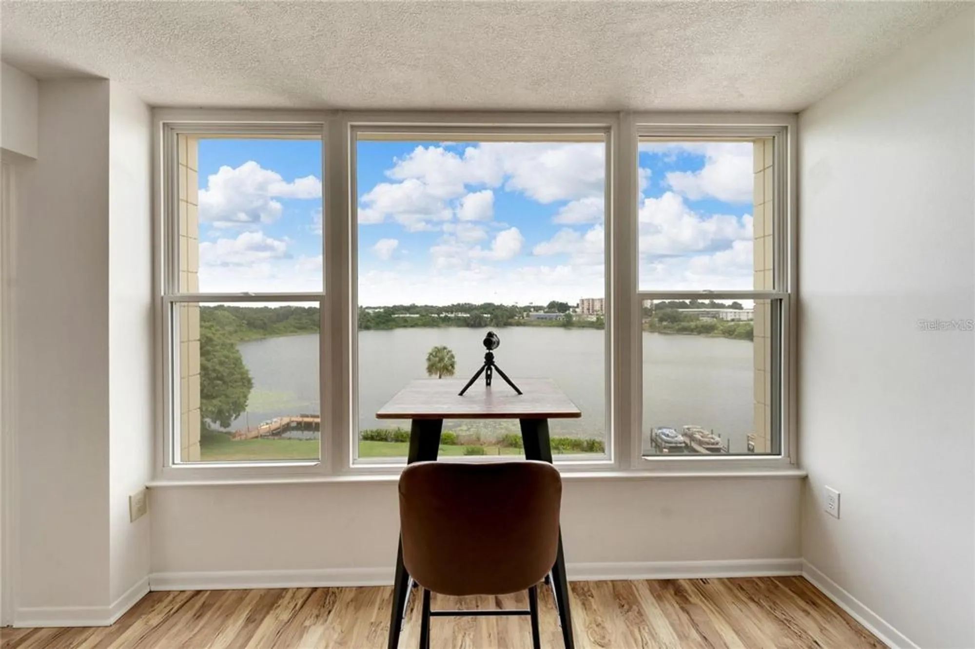 Property Slideshow image 4 of 77 | 700 mirror ter 505, Winter Haven, FL, 33881