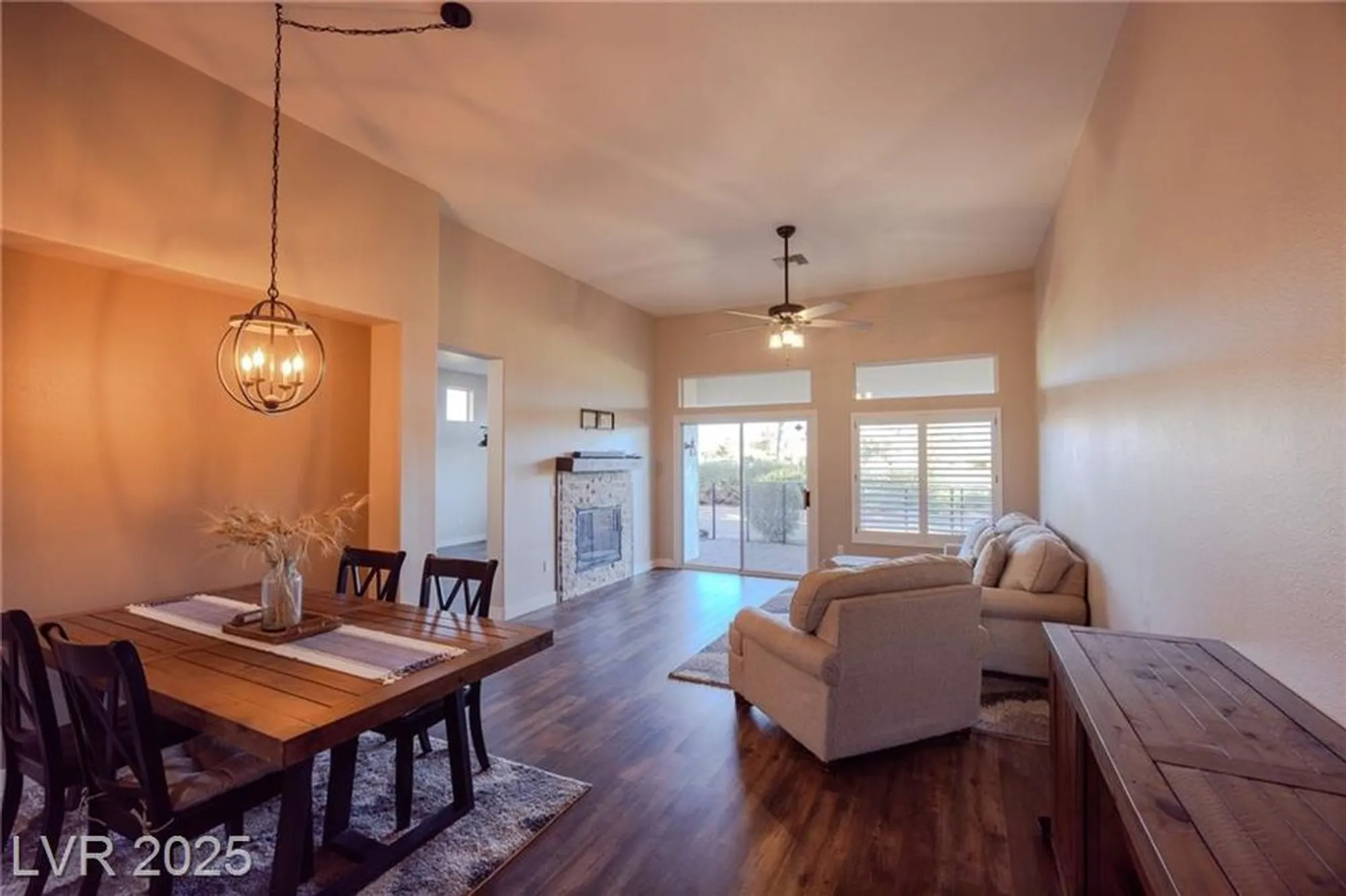 Property Slideshow image 6 of 26 | 9240 january dr, Las Vegas, NV, 89134