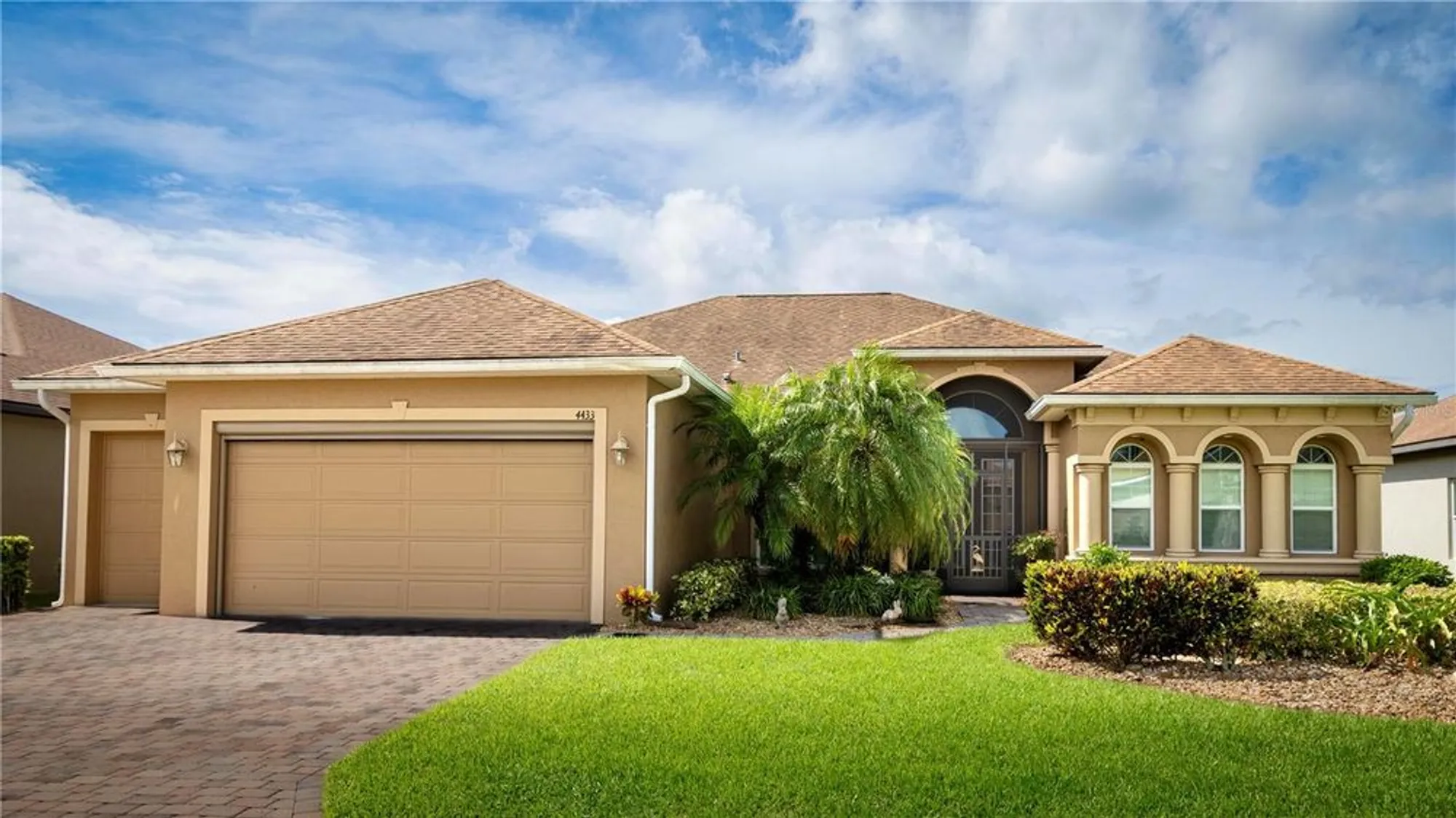Property Slideshow image 1 of 98 | 4433 ventana ln, Lake Wales, FL, 33859