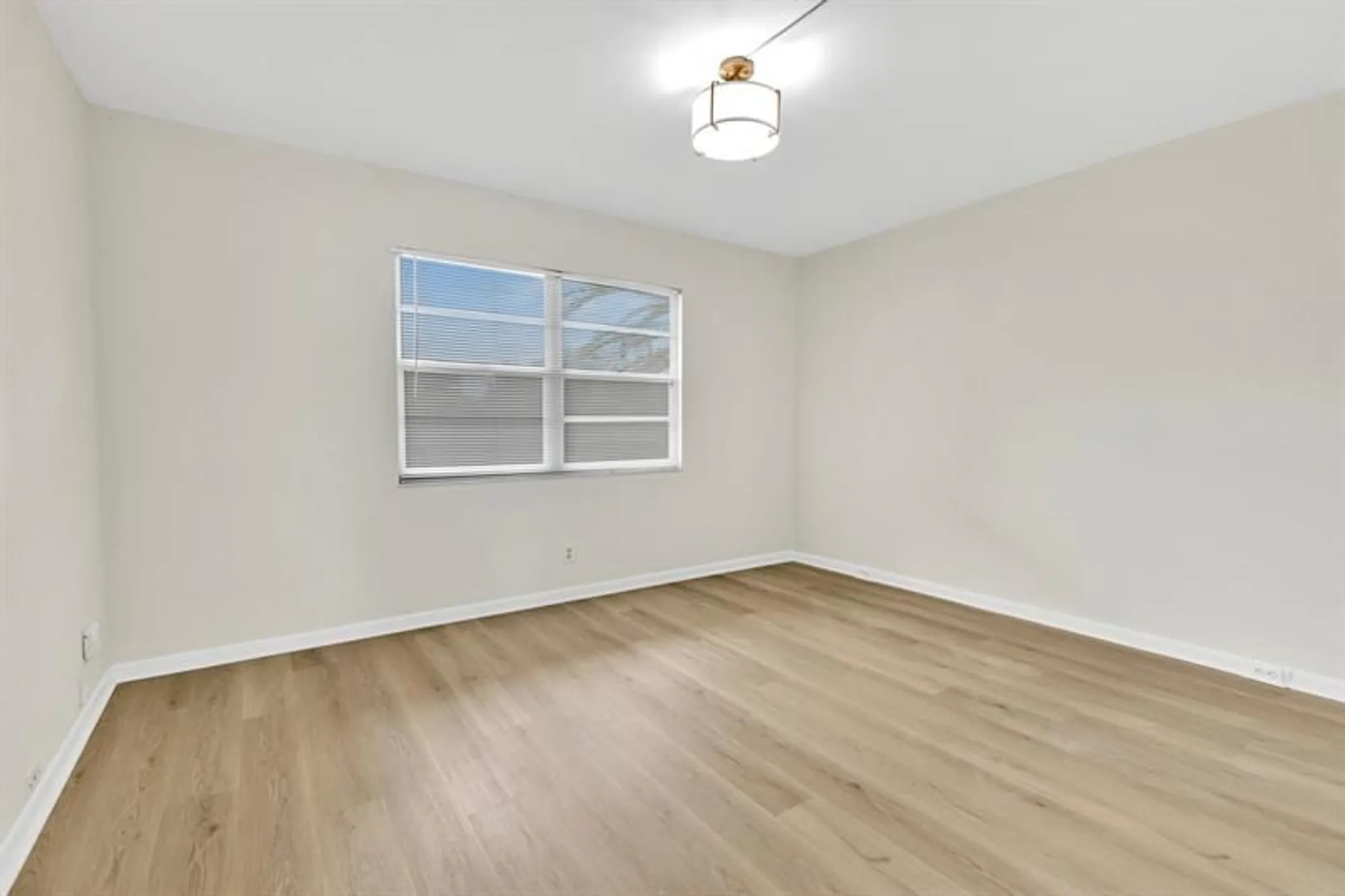 Property Slideshow image 21 of 59 | 3204 portofino pt l2, Coconut Creek, FL, 33066