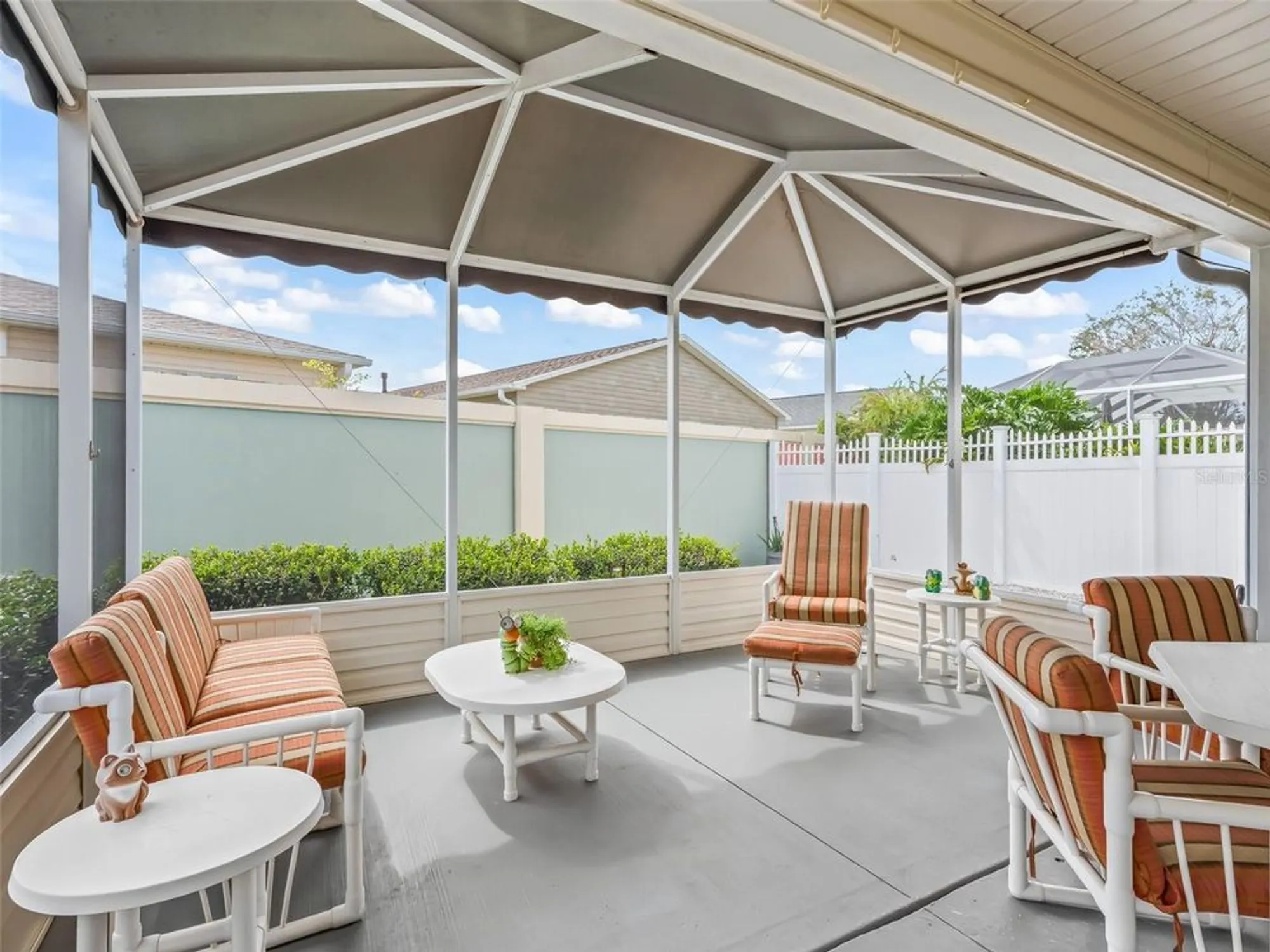 Property Slideshow image 32 of 40 | 978 smyrna st, The Villages, FL, 32162