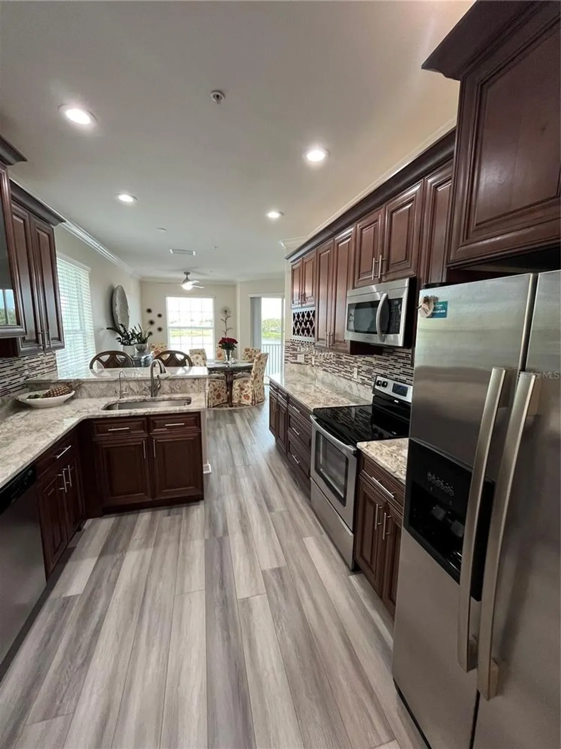 Property Slideshow image 14 of 45 | 5677 fossano dr # 506, Sarasota, FL, 34238