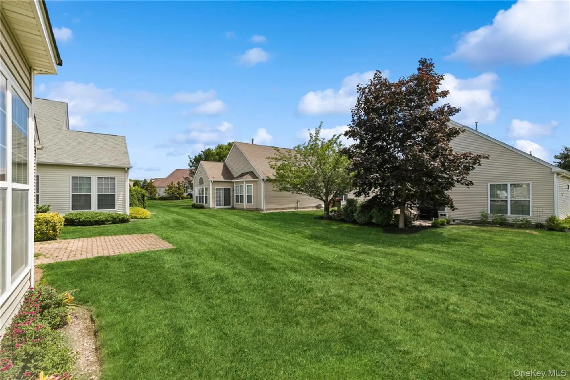 Property Slideshow image 34 of 40 | 109 louden loop, Mount Sinai, NY, 11766