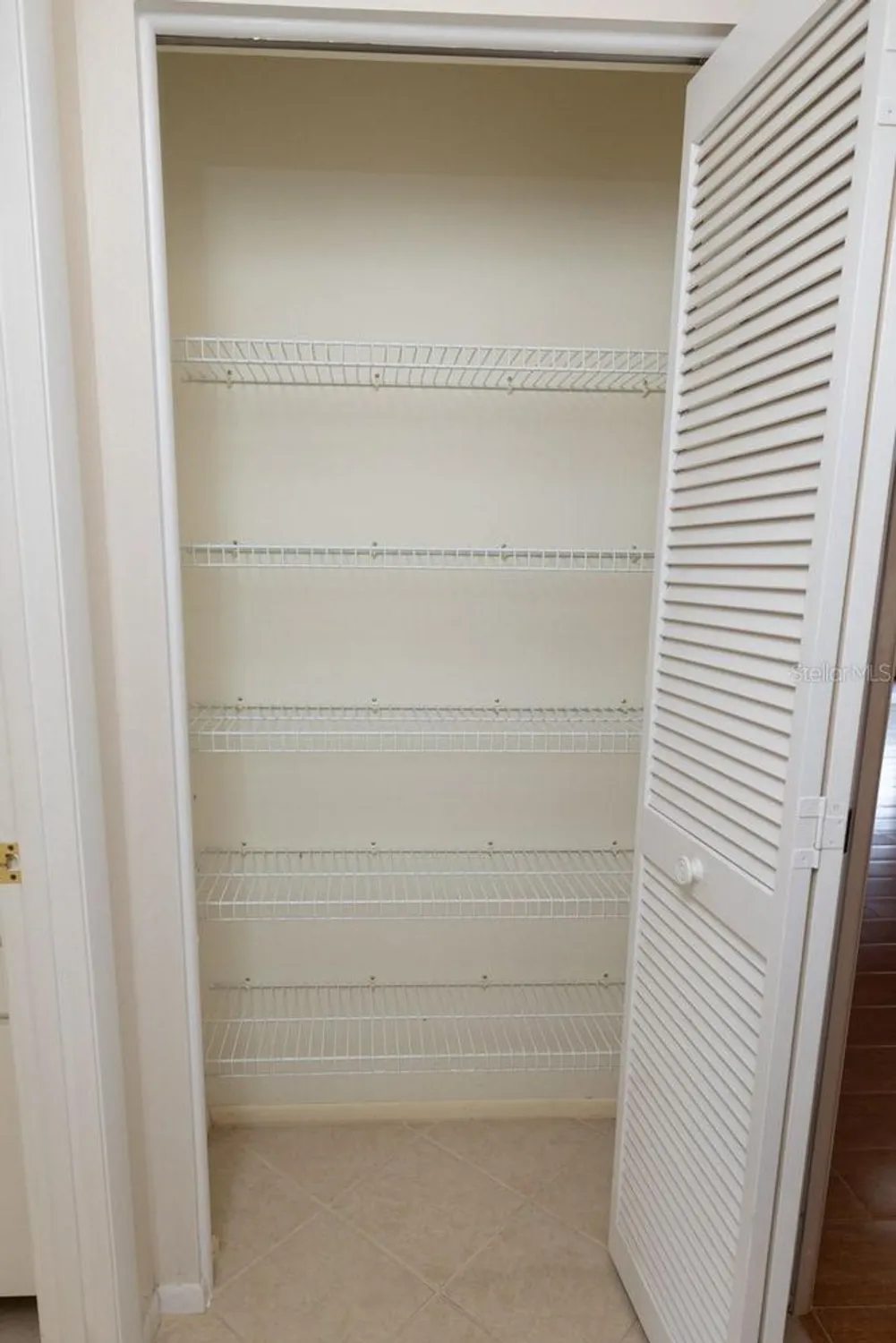 Property Slideshow image 37 of 58 | 4018 oakhurst dr 3181, Sarasota, FL, 34233