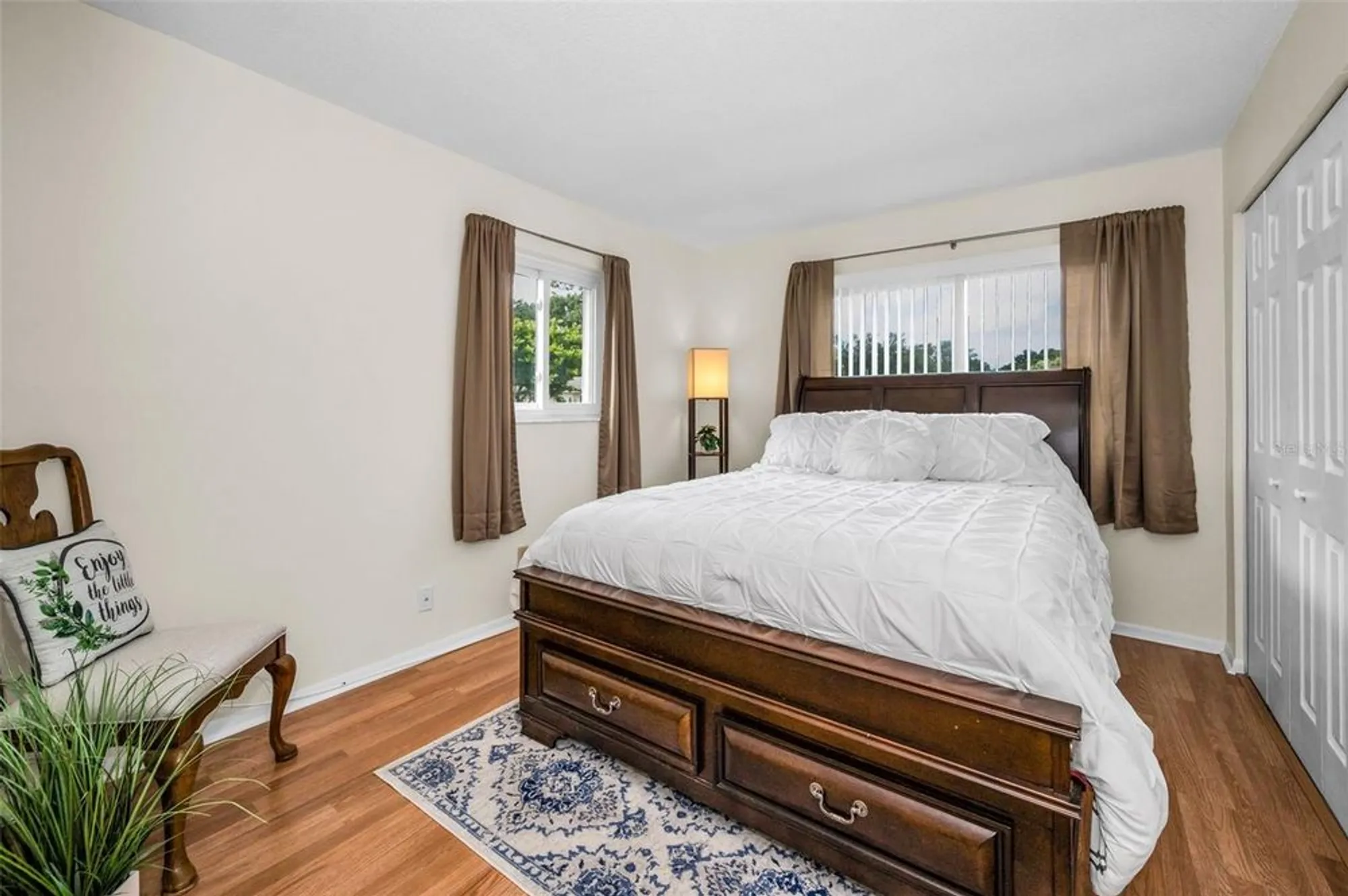 Property Slideshow image 32 of 70 | 921 anchorage ln, Palm Harbor, FL, 34685