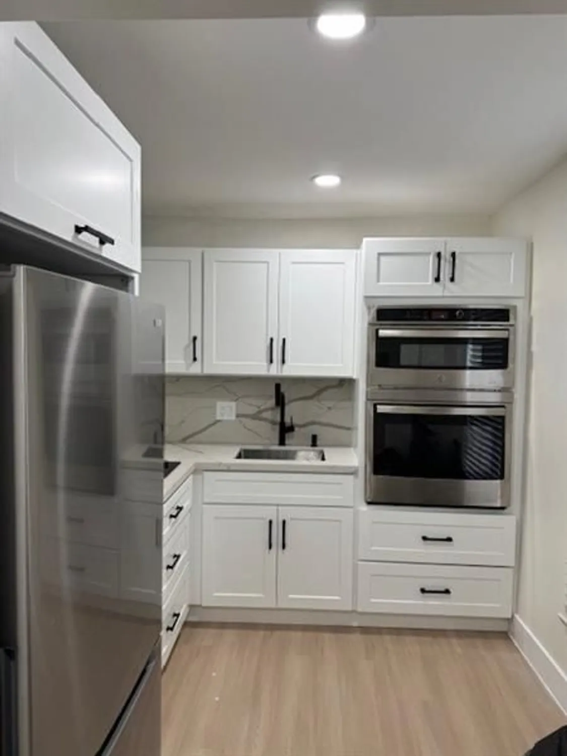 Property Slideshow image 6 of 27 | 6051 nw 61st ave 205, Tamarac, FL, 33319