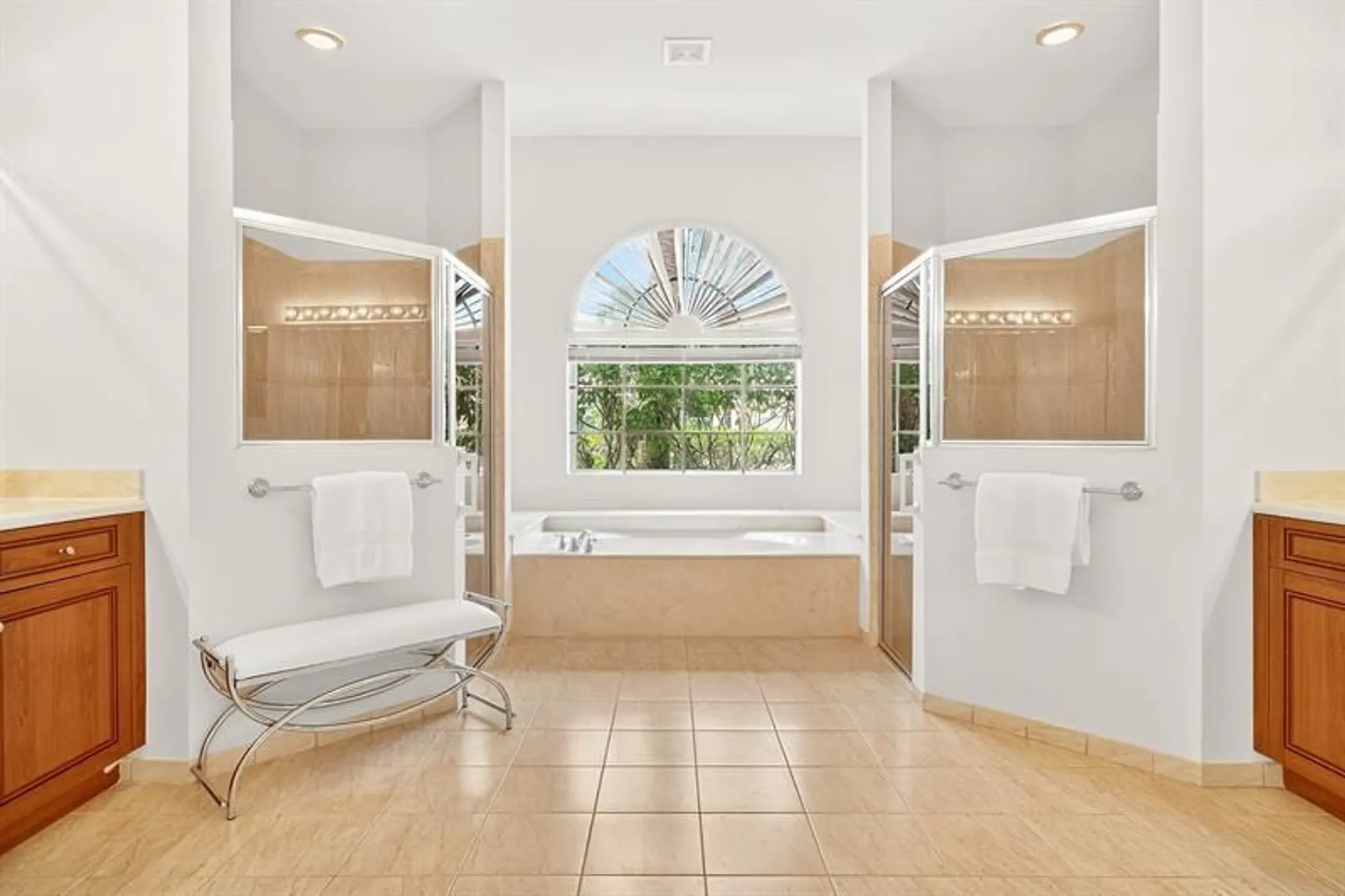 Property Slideshow image 28 of 60 | 6880 antinori ln, Boynton Beach, FL, 33437