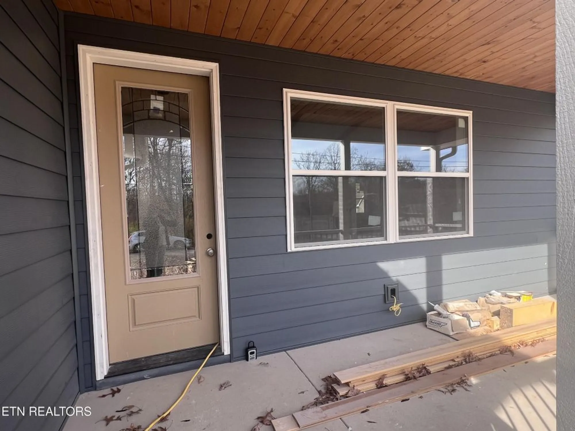 Property Slideshow image 5 of 13 | 114 britton ln, Crossville, TN, 38558