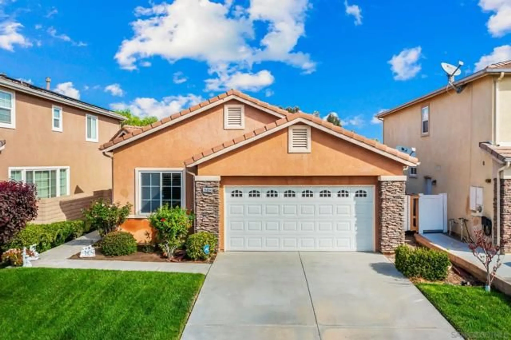 Property Slideshow image 1 of 26 | 26684 rim creek path, Menifee, CA, 92584