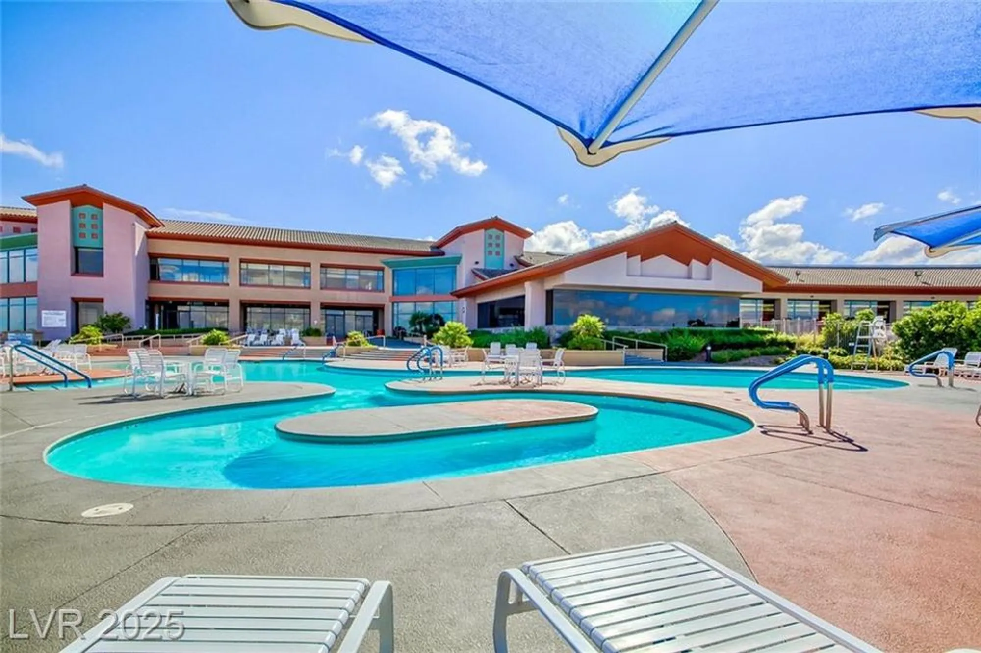 Property Slideshow image 48 of 56 | 2218 sandstone cliffs dr, Henderson, NV, 89044