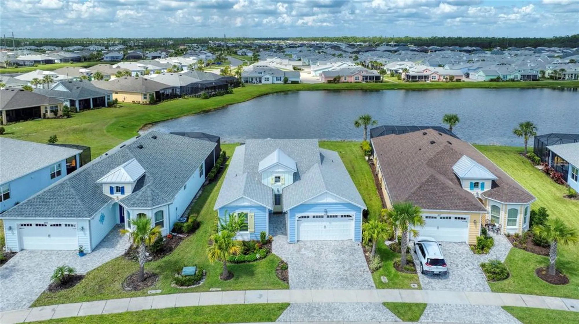 Property Slideshow image 2 of 50 | 213 cheeseburger dr, Daytona Beach, FL, 32124