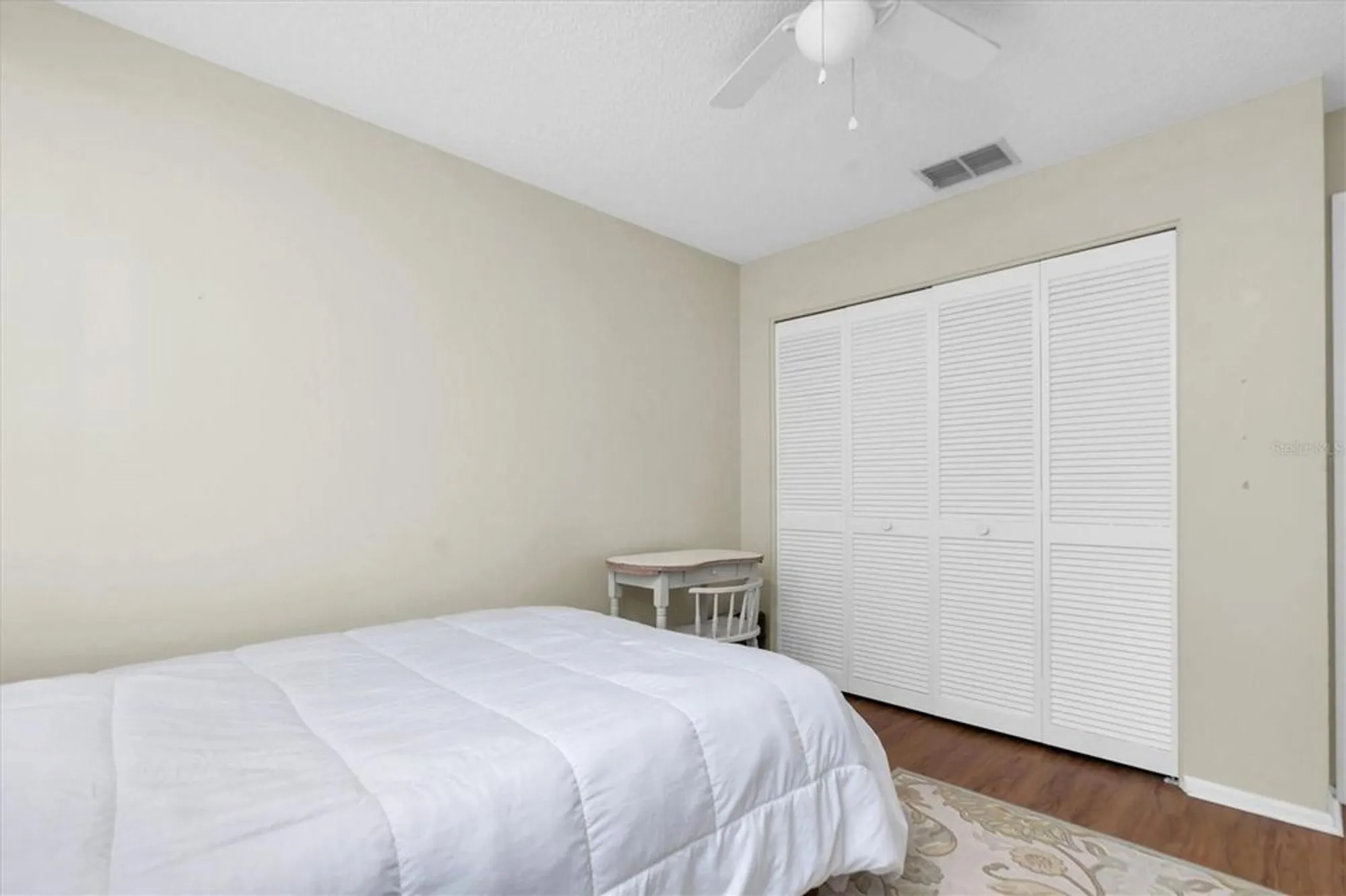Property Slideshow image 19 of 38 | 11311 dollar lake dr apt 6, Port Richey, FL, 34668