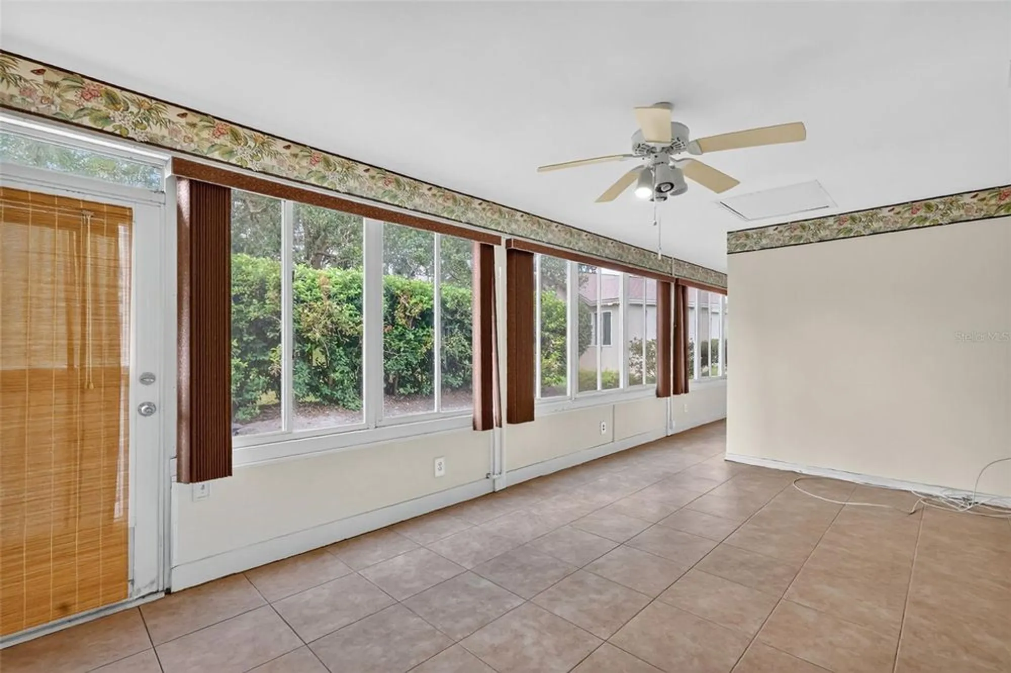Property Slideshow image 23 of 35 | 318 del mar dr, The Villages, FL, 32159