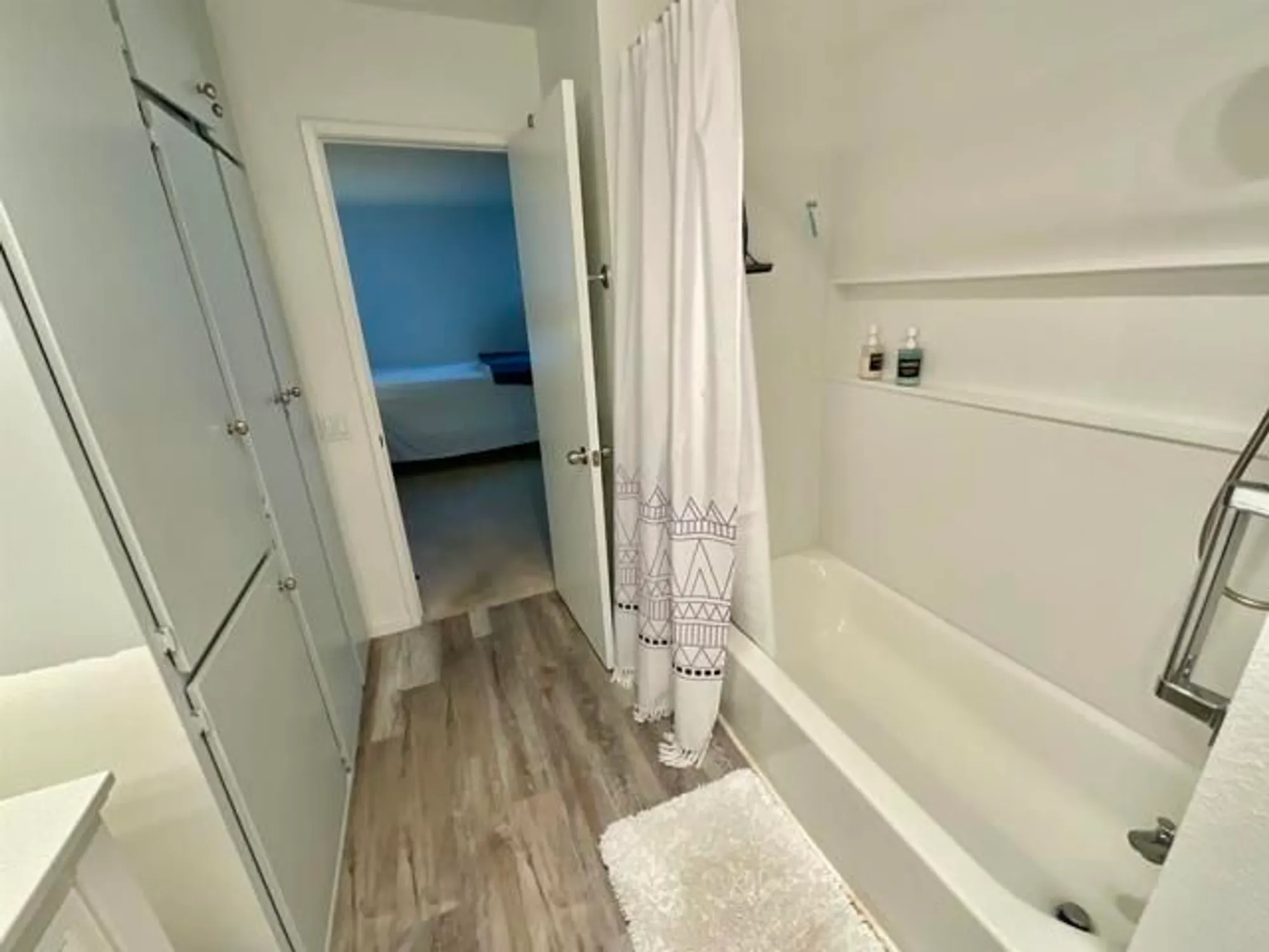 Property Slideshow image 21 of 39 | 3631 brandywine st, Oceanside, CA, 92057