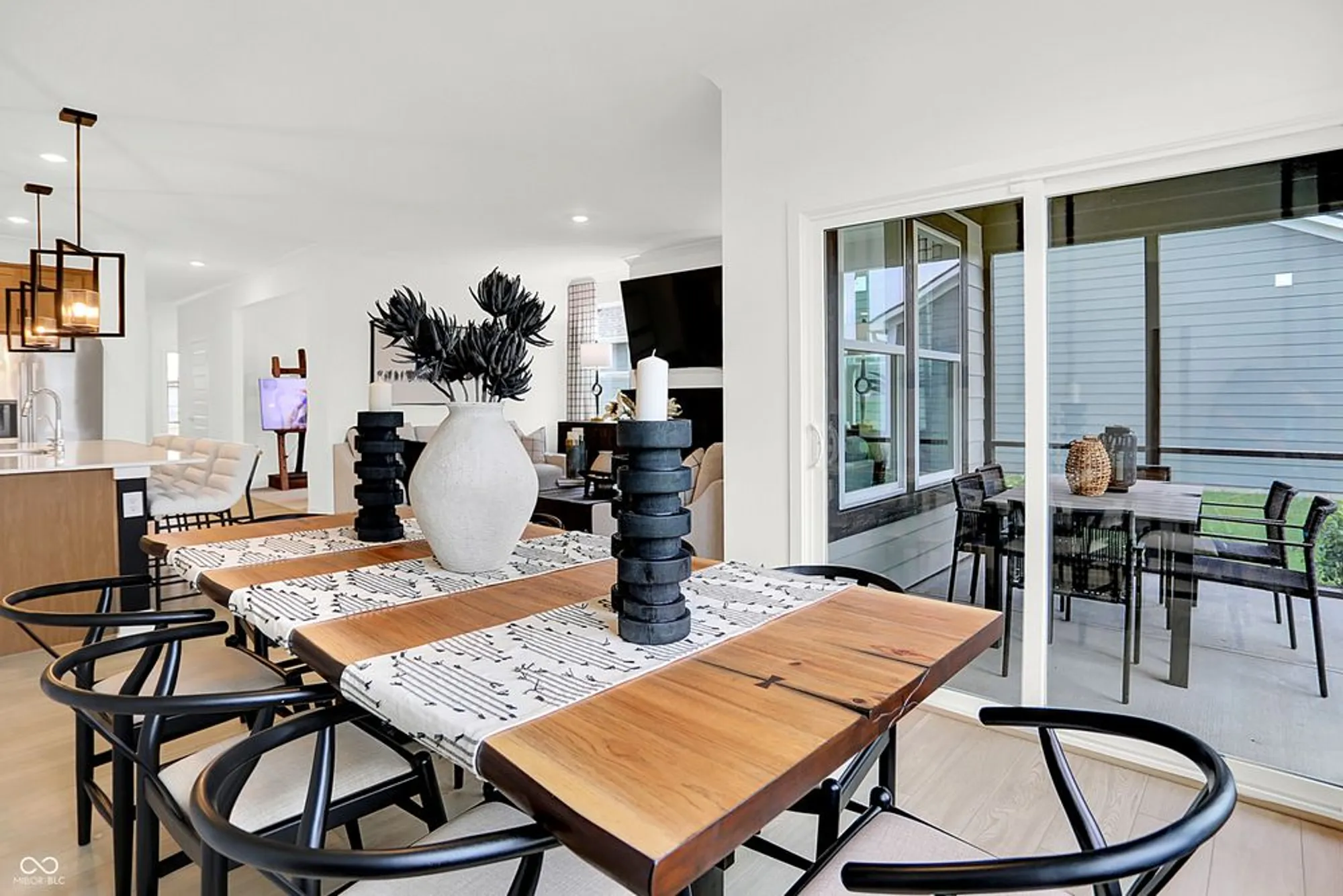 Property Slideshow image 14 of 31 | 5339 nettleton way, Avon, IN, 46123