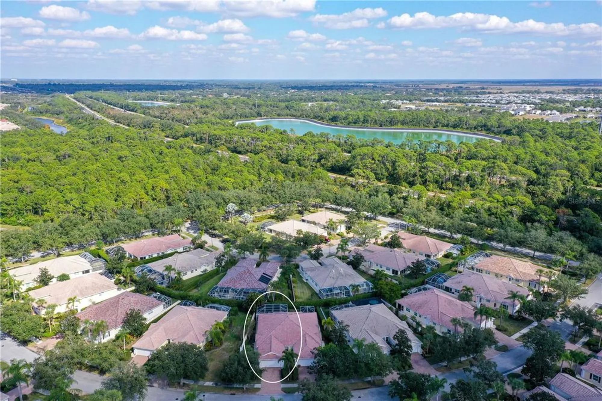 Property Slideshow image 3 of 87 | 5770 ivrea dr, Sarasota, FL, 34238