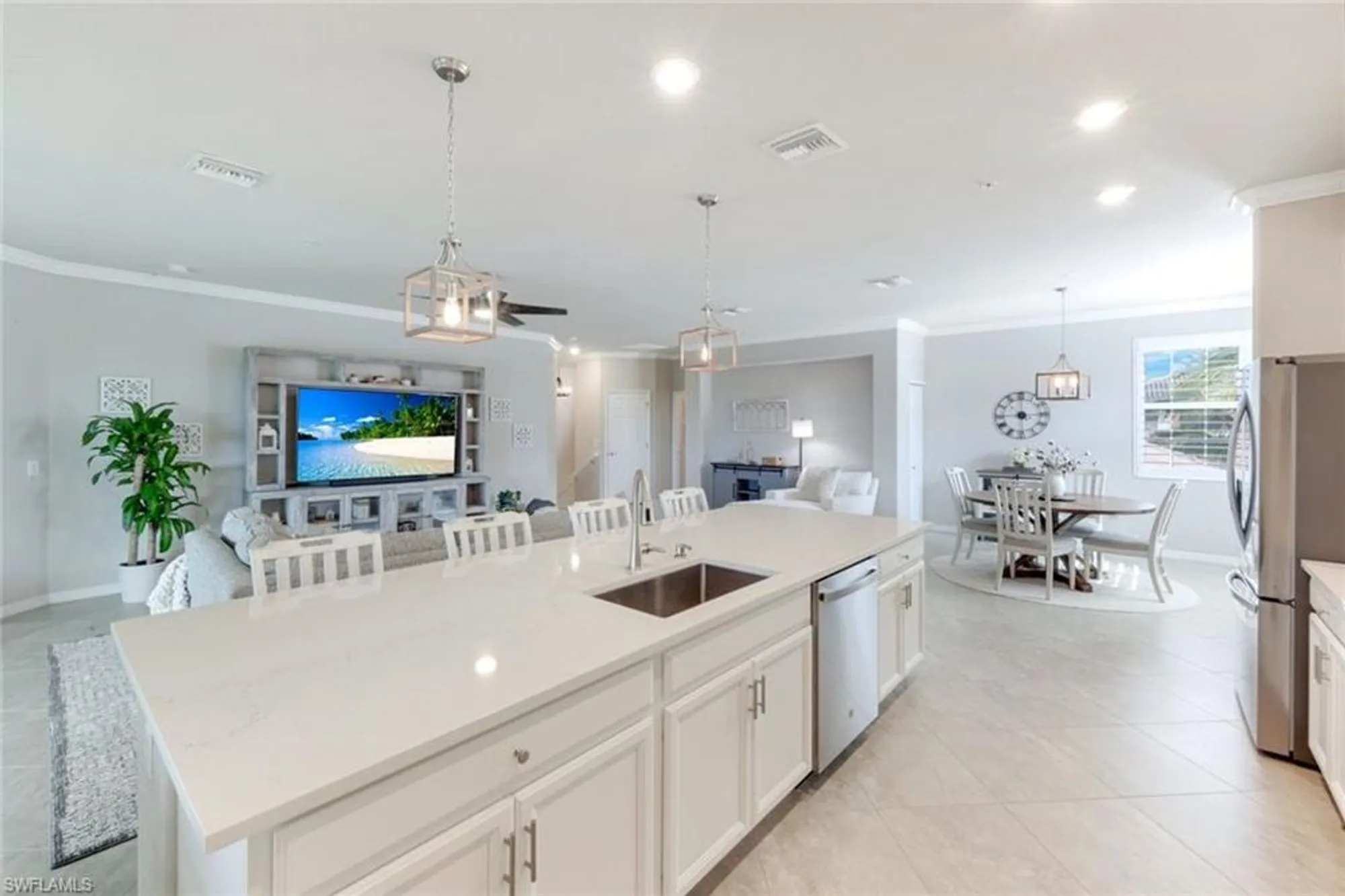 Property Slideshow image 11 of 39 | 17280 cherrywood ct 6002, Bonita Springs, FL, 34135