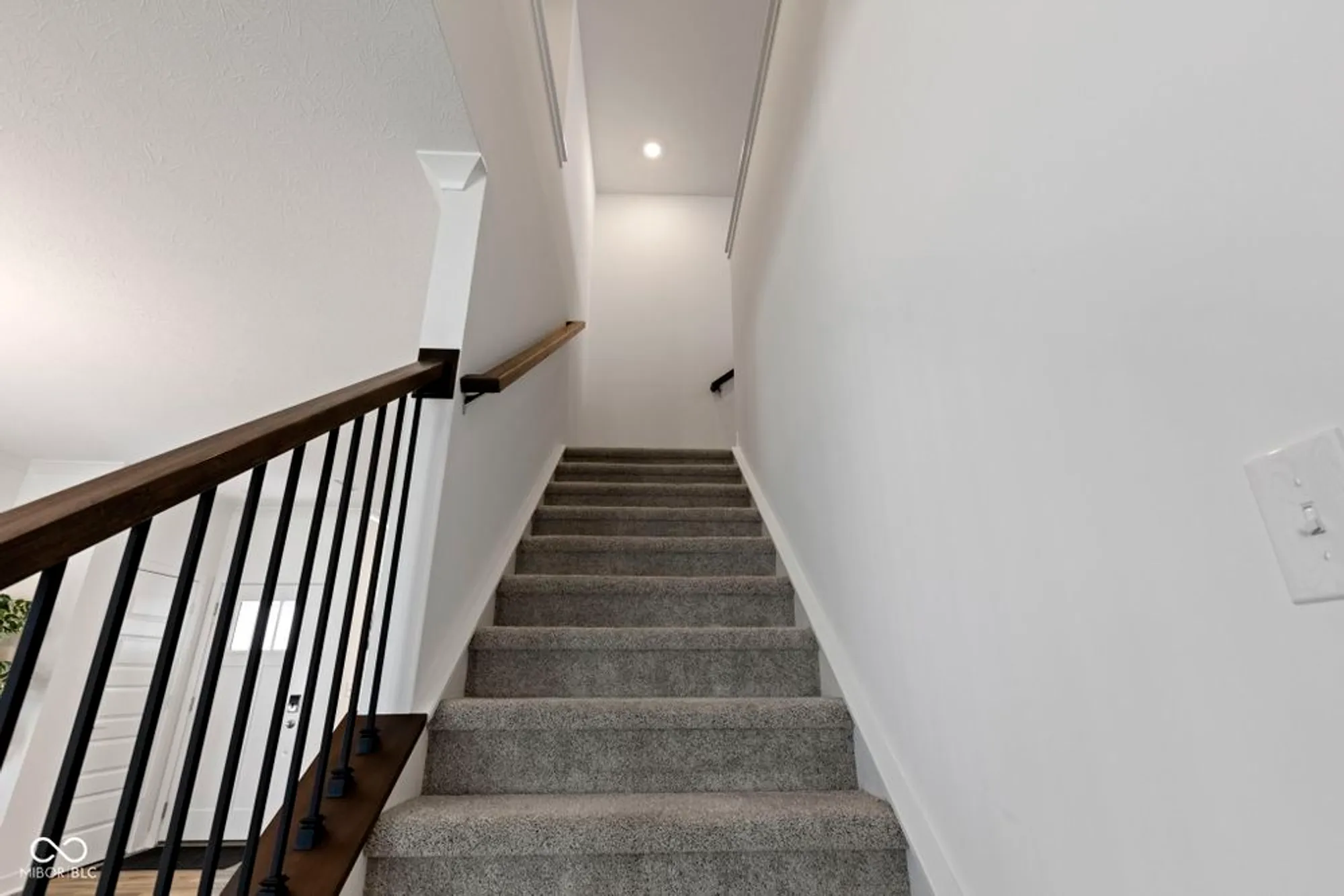 Property Slideshow image 30 of 40 | 335 ehrlich ln, Westfield, IN, 46074