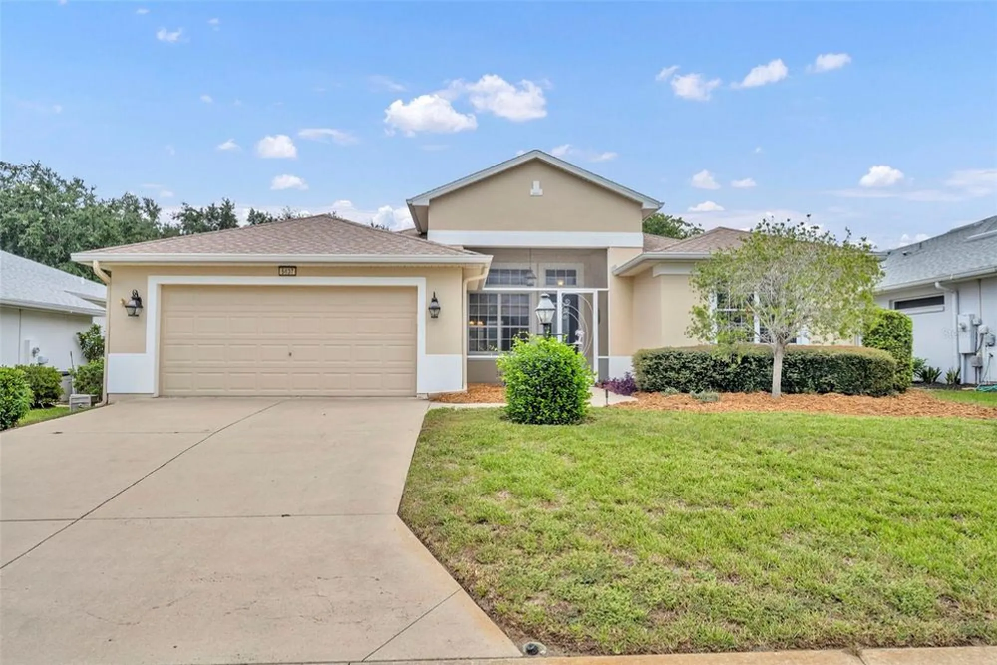 Property Slideshow image 3 of 52 | 5837 bounty cir, Tavares, FL, 32778