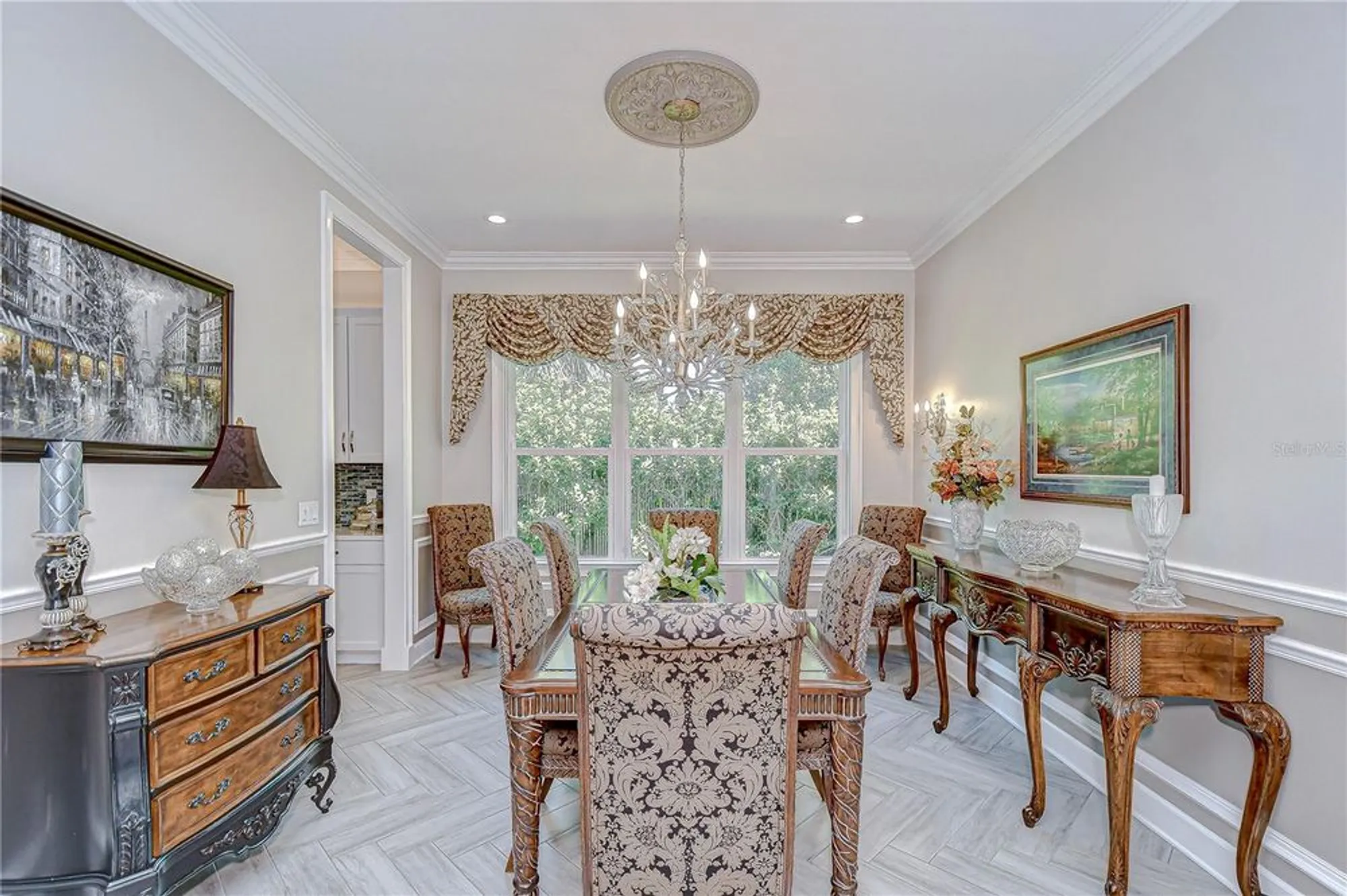 Property Slideshow image 14 of 52 | 15303 valencia del sol st, Wimauma, FL, 33598