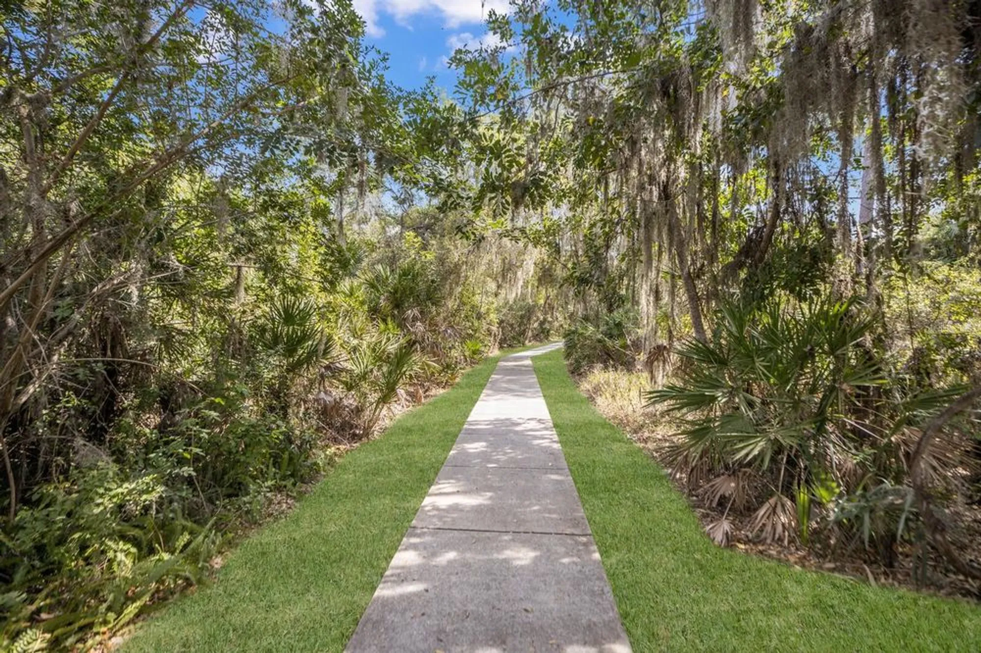 Property Slideshow image 38 of 50 | 5508 gardens dr, Sarasota, FL, 34243