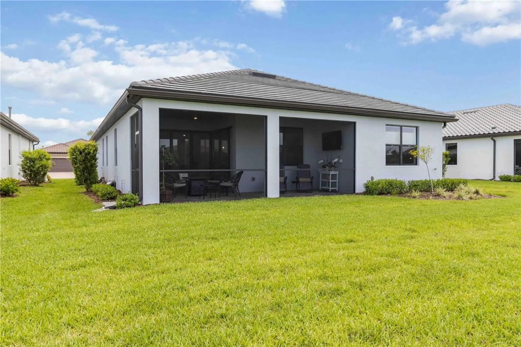 Property Slideshow image 52 of 79 | 7758 summerland cv, Bradenton, FL, 34202