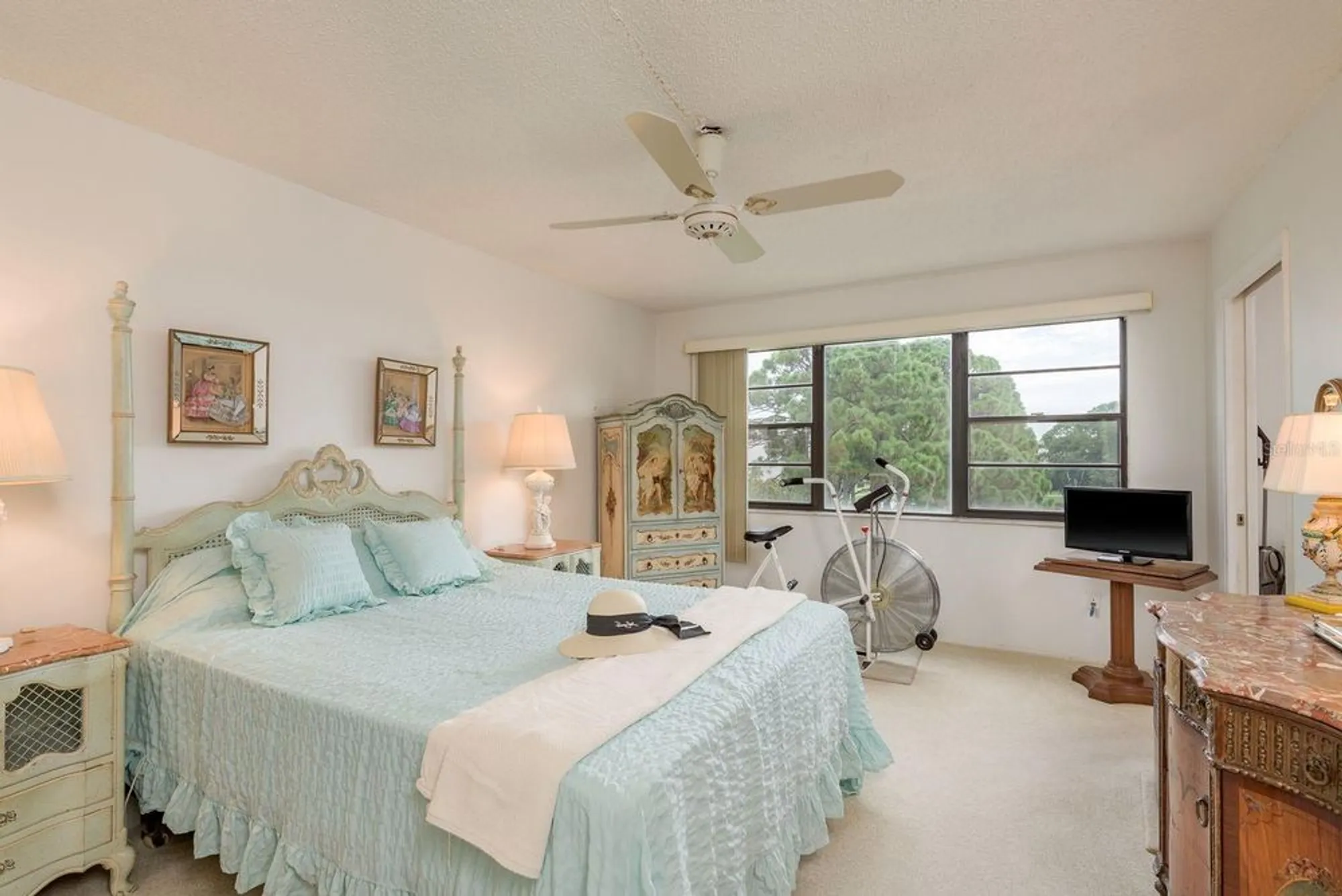 Property Slideshow image 18 of 56 | 7975 58th ave n unit 403, St Petersburg, FL, 33709
