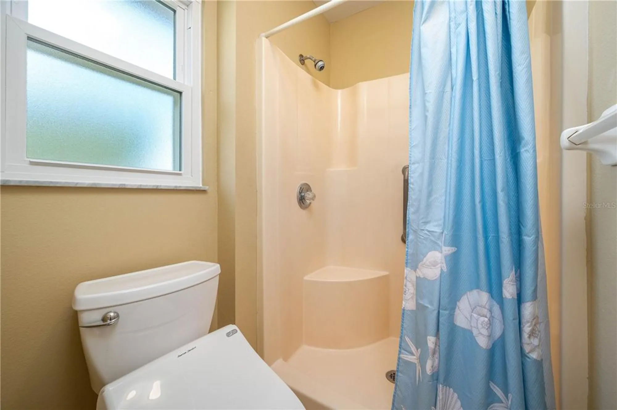 Property Slideshow image 29 of 38 | 3245 prairie dunes cir, Lakeland, FL, 33810