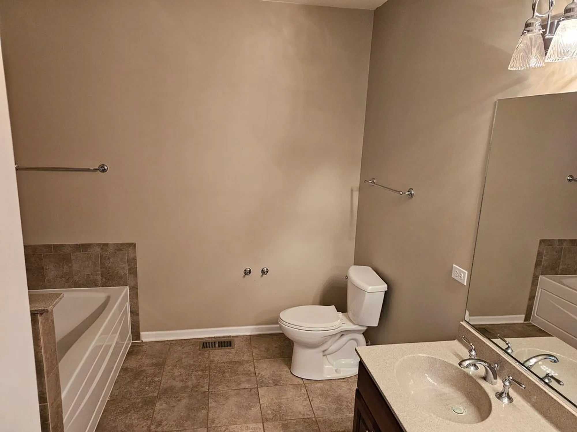 Property Slideshow image 11 of 20 | 16613 buckner pond way, Crest Hill, IL, 60403