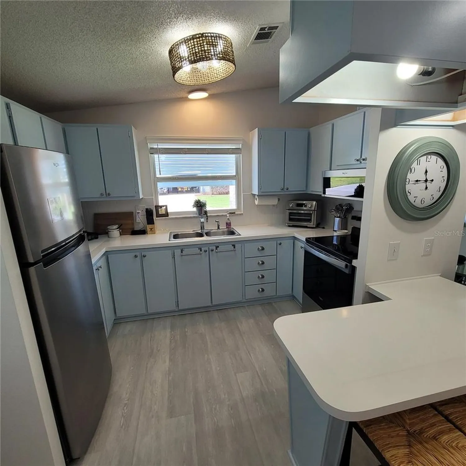 Property Slideshow image 20 of 25 | 1507 e schwartz blvd, Lady Lake, FL, 32159