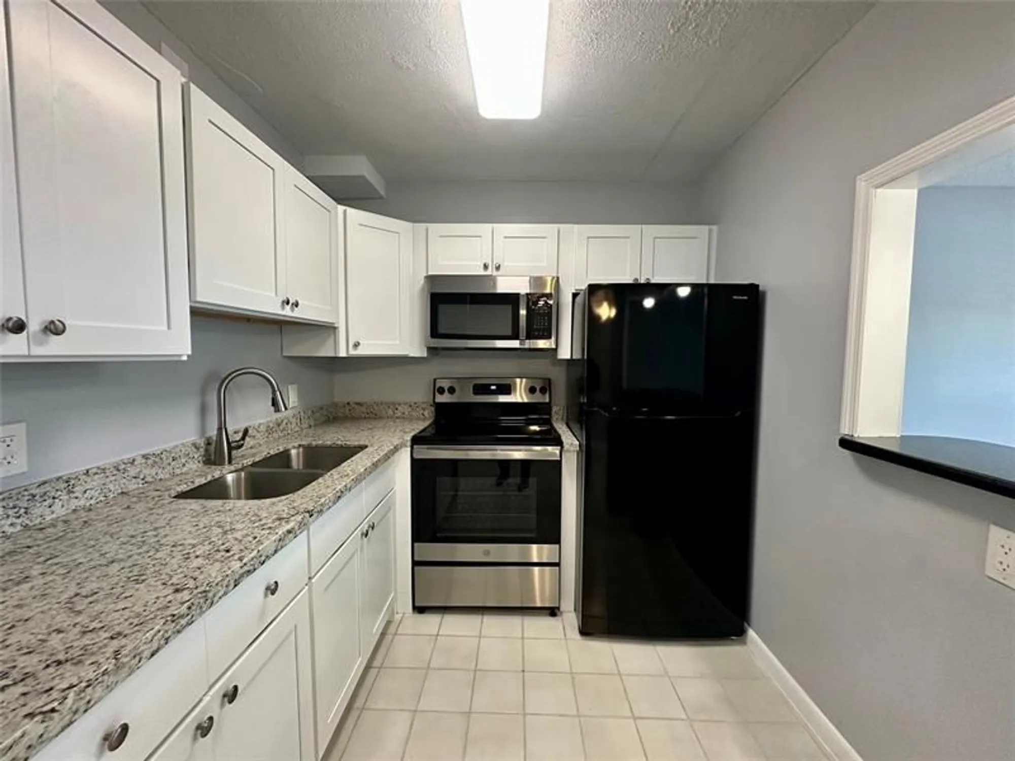 Property Slideshow image 9 of 25 | 254 newport p # 254, Deerfield Beach, FL, 33442