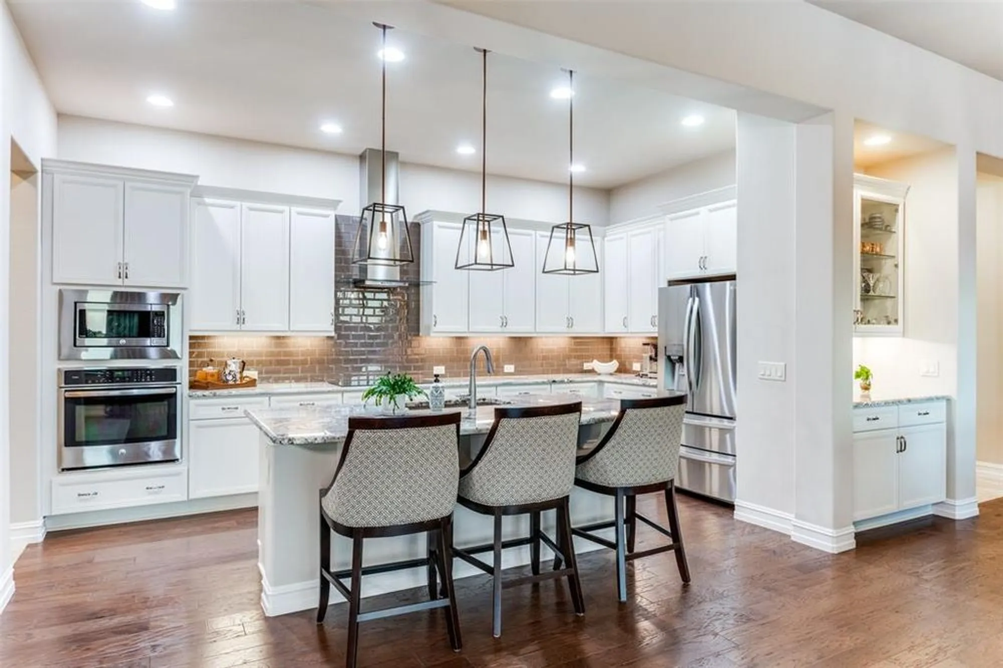 Property Slideshow image 14 of 28 | 8312 american way, Denton, TX, 76207