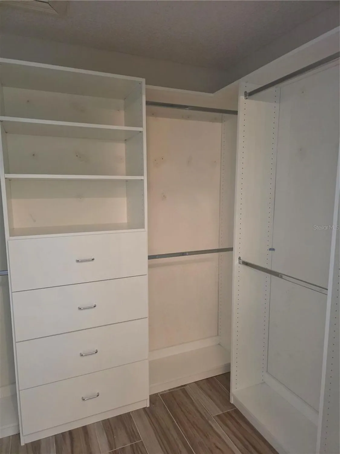 Property Slideshow image 25 of 34 | 1936 new bedford dr, Sun City Center, FL, 33573