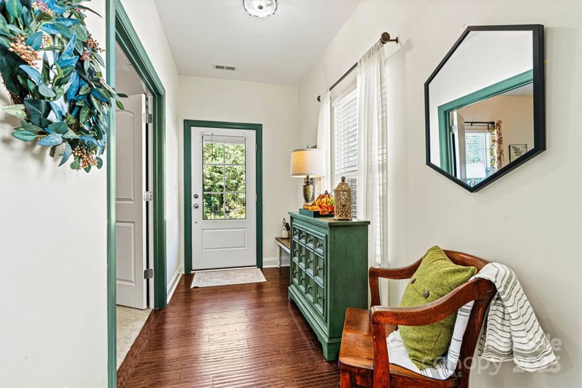 Property Slideshow image 7 of 35 | 7520 fairway villa cir, Denver, NC, 28037