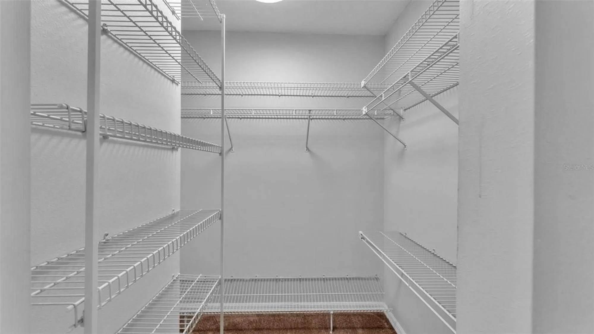 Property Slideshow image 13 of 50 | 6064 condor dr, Lakeland, FL, 33809