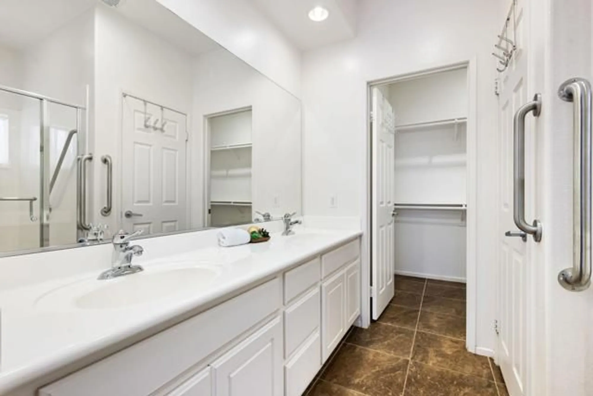 Property Slideshow image 13 of 30 | 47635 soft moonlight, La Quinta, CA, 92253