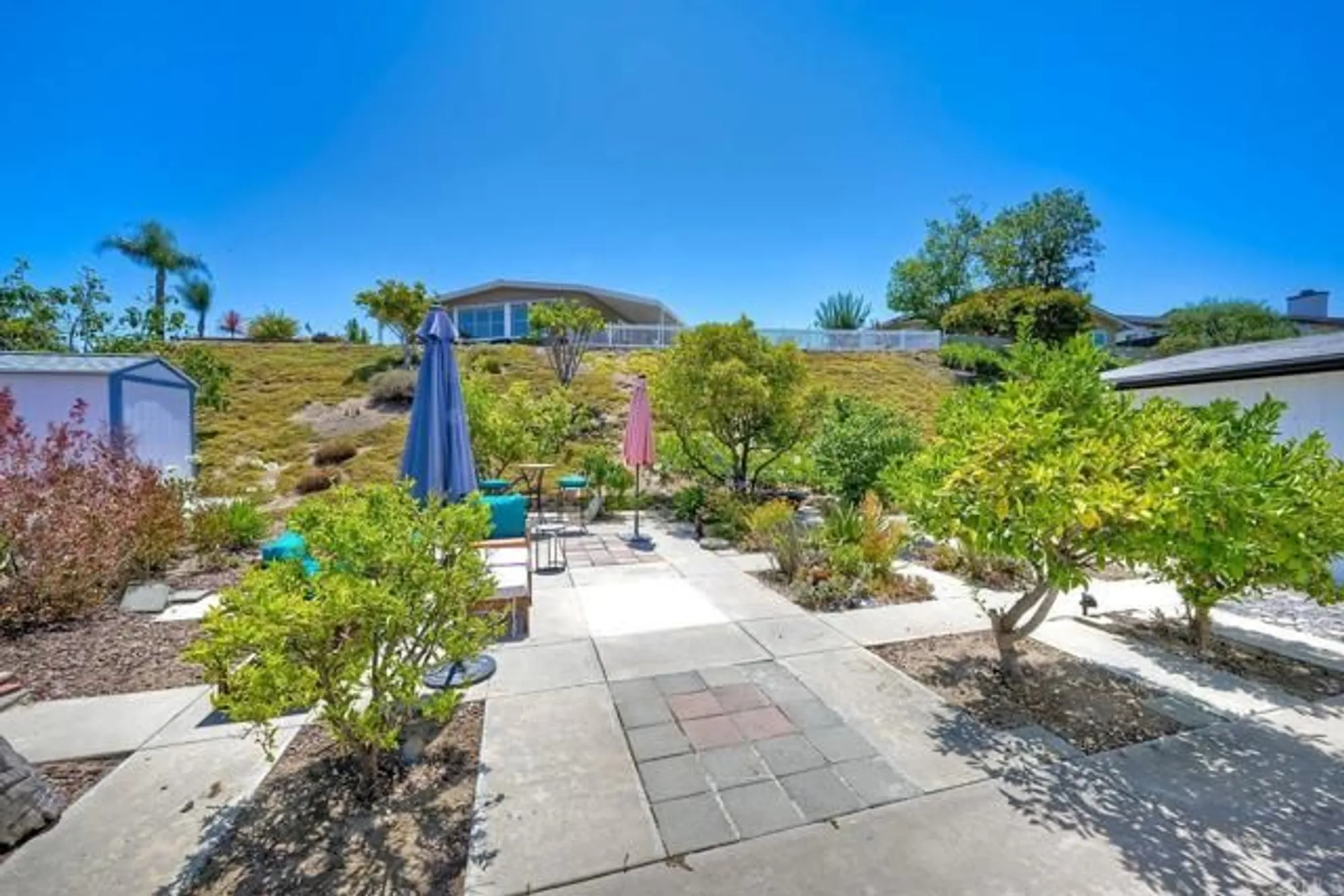 Property Slideshow image 23 of 34 | 1447 puritan dr, Oceanside, CA, 92057