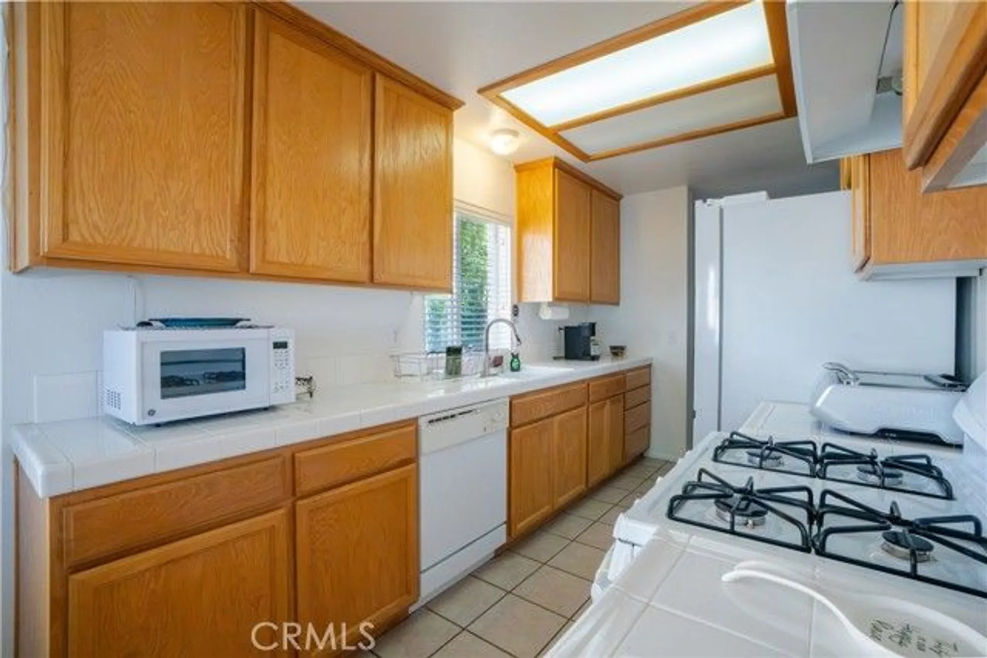 Property Slideshow image 7 of 27 | 19078 stoddard way, Apple Valley, CA, 92308