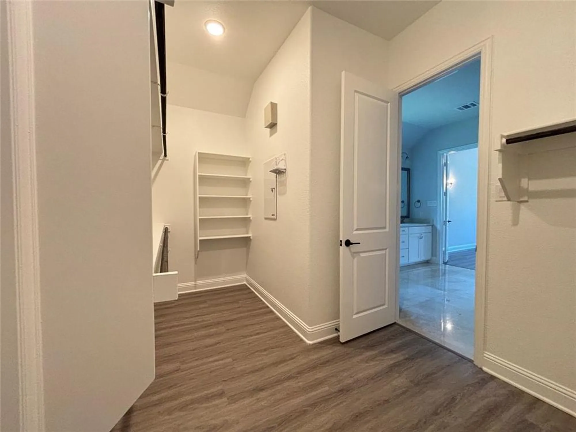 Property Slideshow image 14 of 34 | 8137 maybury, The Colony, TX, 75056