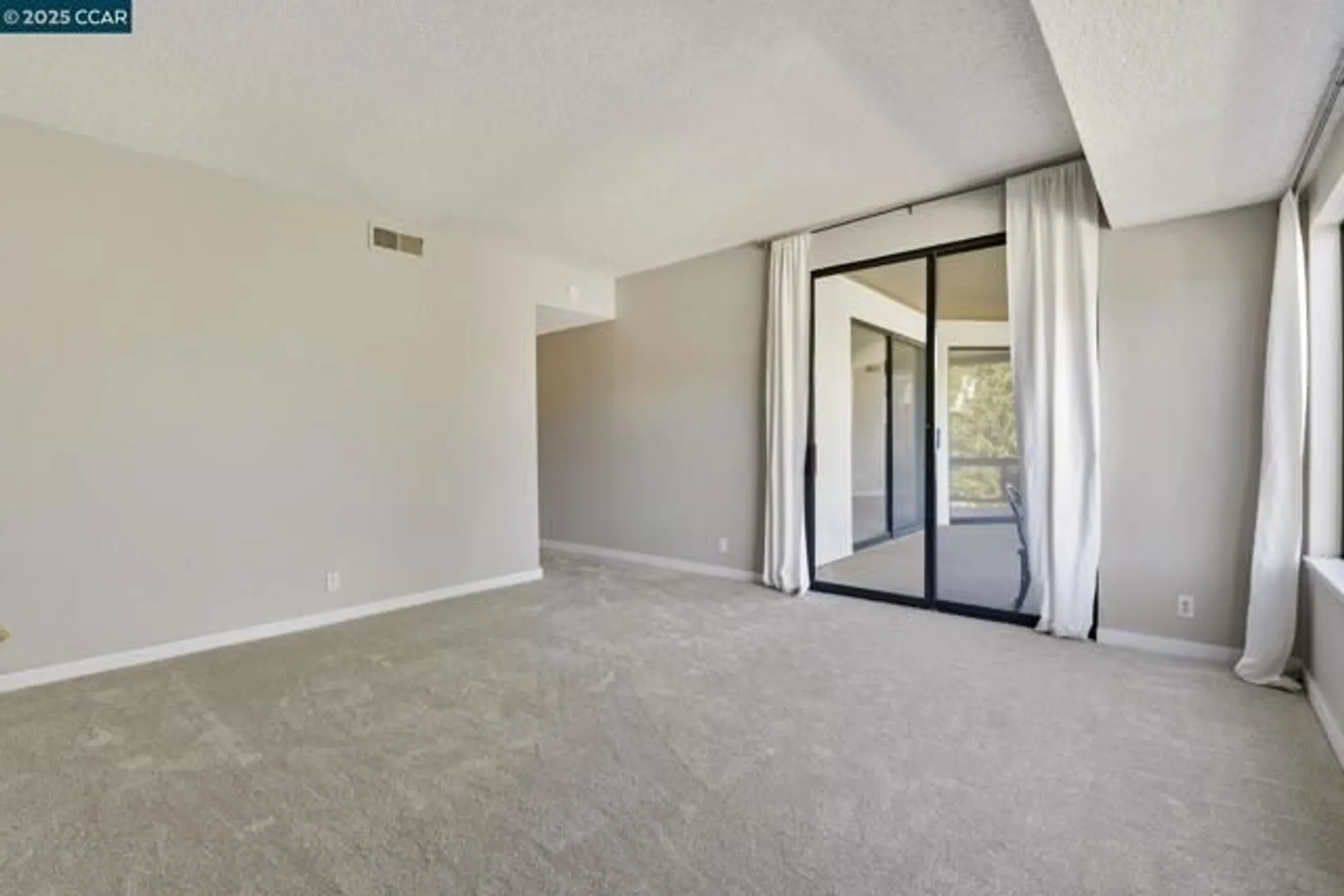 Property Slideshow image 22 of 33 | 1221 avenida sevilla 1b, Walnut Creek, CA, 94595