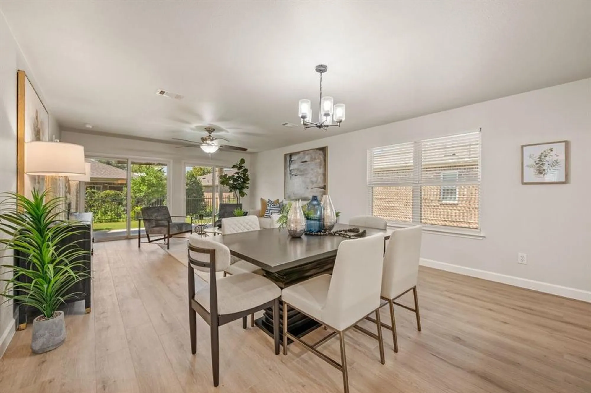 Property Slideshow image 14 of 40 | 7863 whirlwind dr, Frisco, TX, 75036