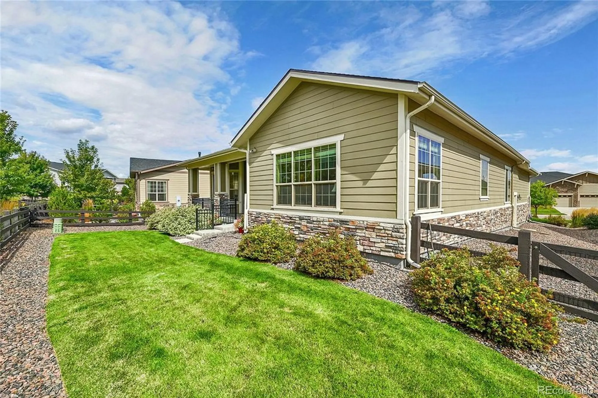 Property Slideshow image 35 of 40 | 22680 e eads cir, Aurora, CO, 80016