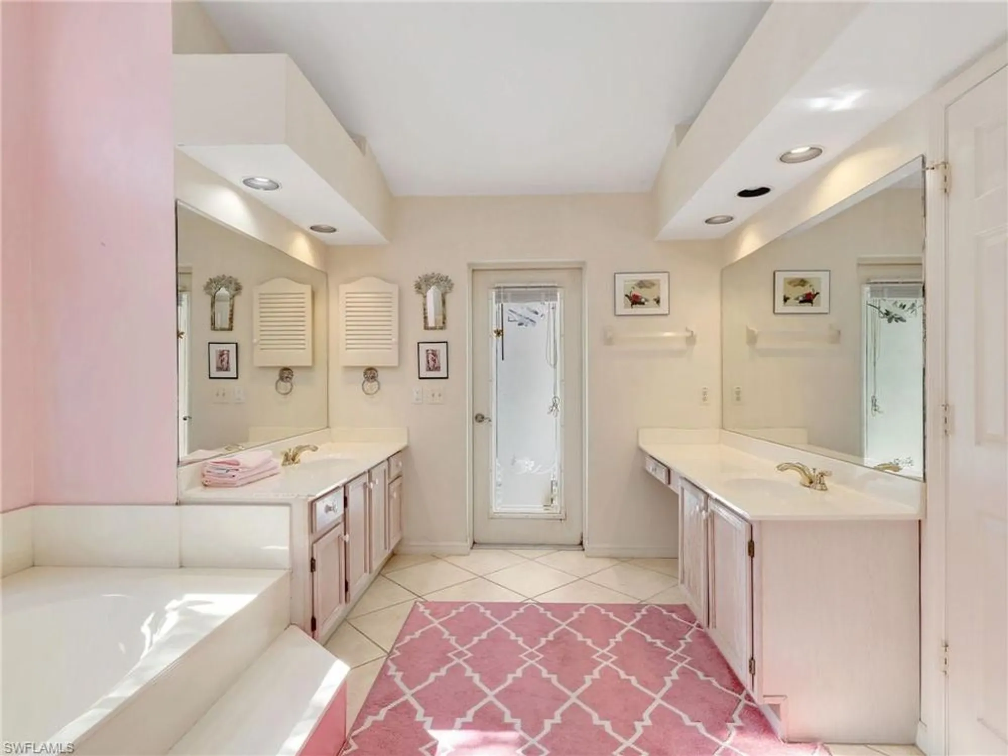 Property Slideshow image 29 of 50 | 232 silverado dr, Naples, FL, 34119